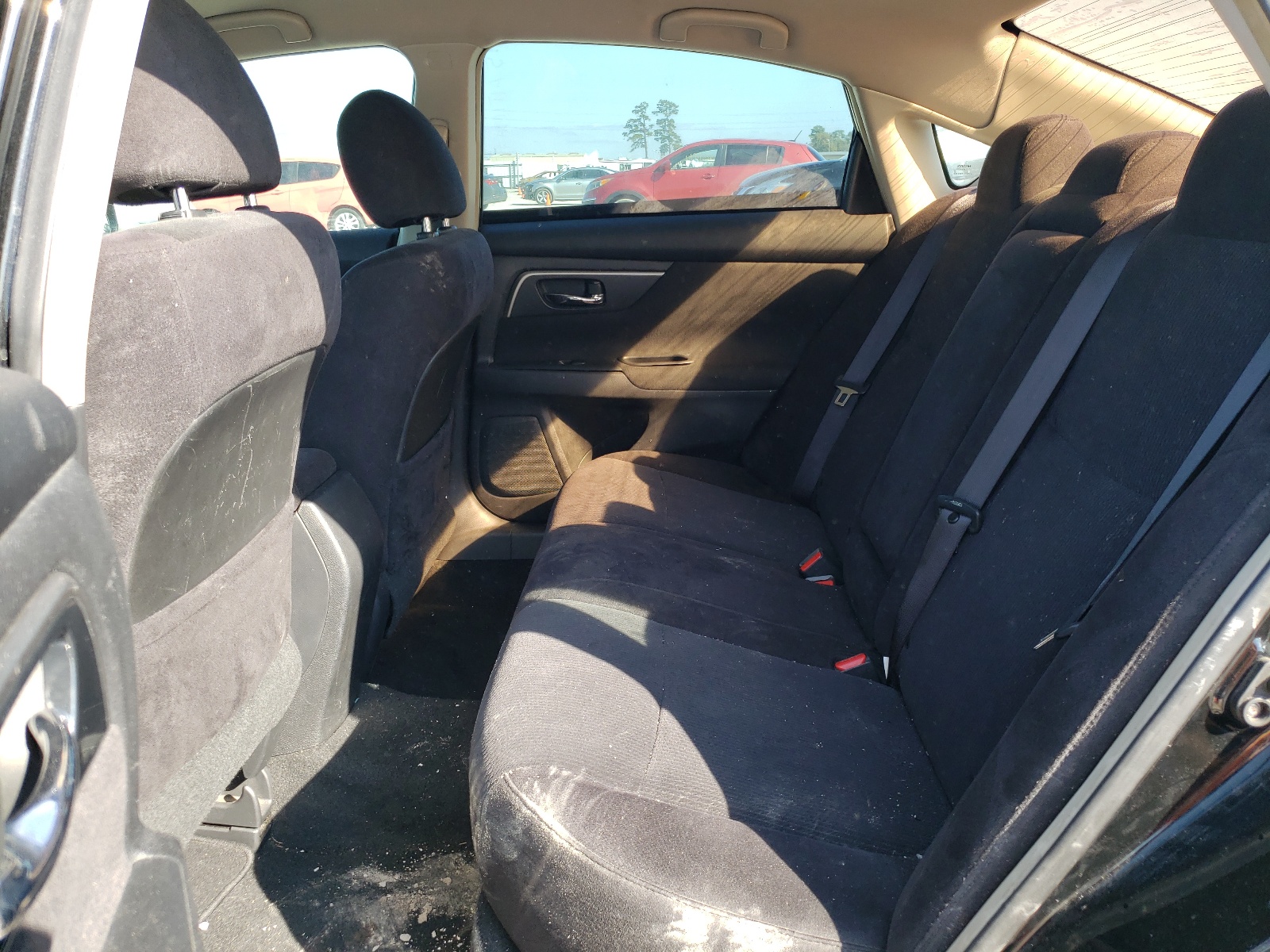 Photo 6 from auction – 2013 NISSAN ALTIMA 2.5 with VIN 1N4AL3AP5DN559552