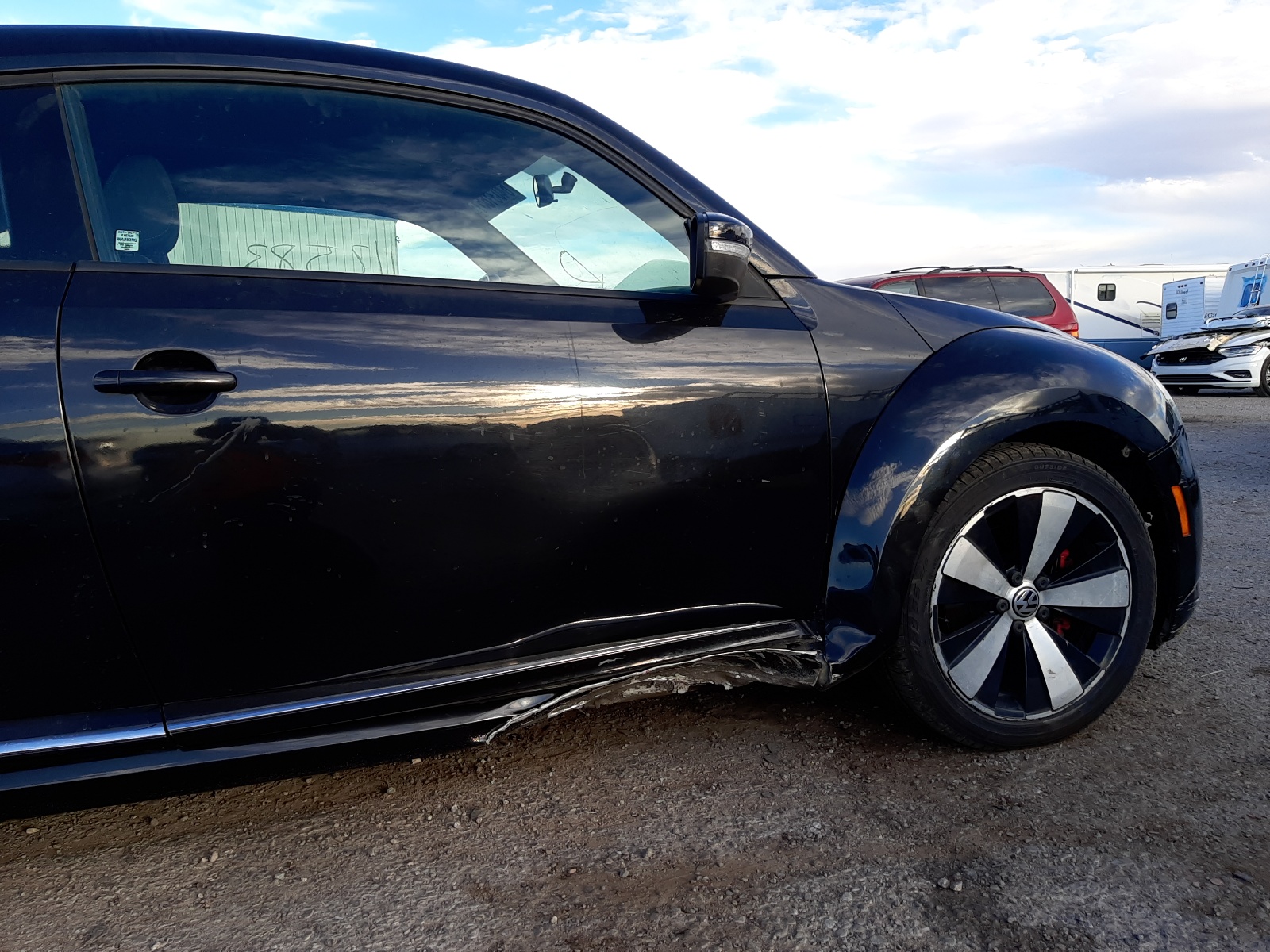 Photo 9 from auction – 2012 VOLKSWAGEN BEETLE TUR with VIN 3VWVA7AT1CM617037
