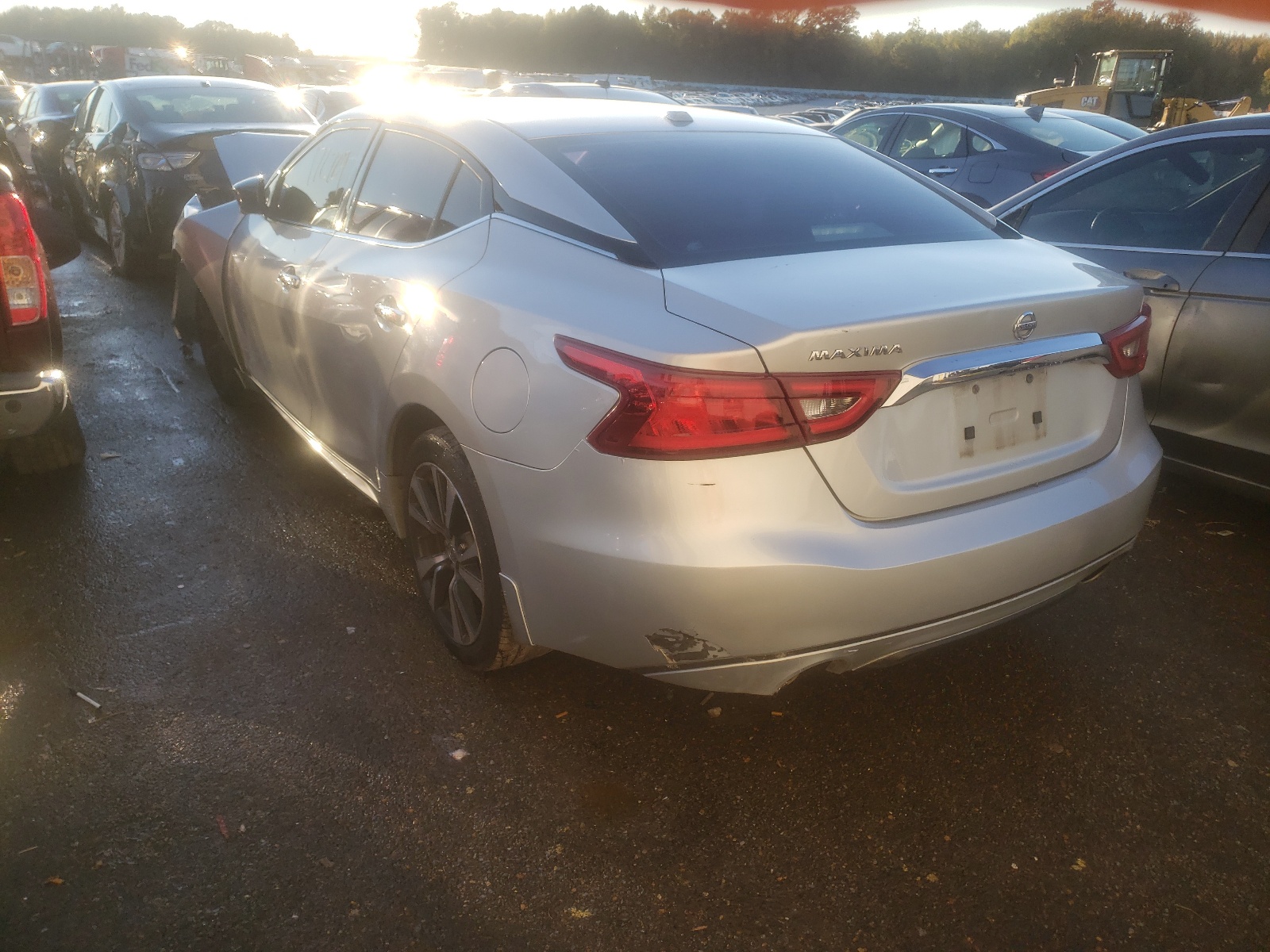 Photo 3 from auction – 2016 NISSAN MAXIMA 3.5 with VIN 1N4AA6AP0GC410585