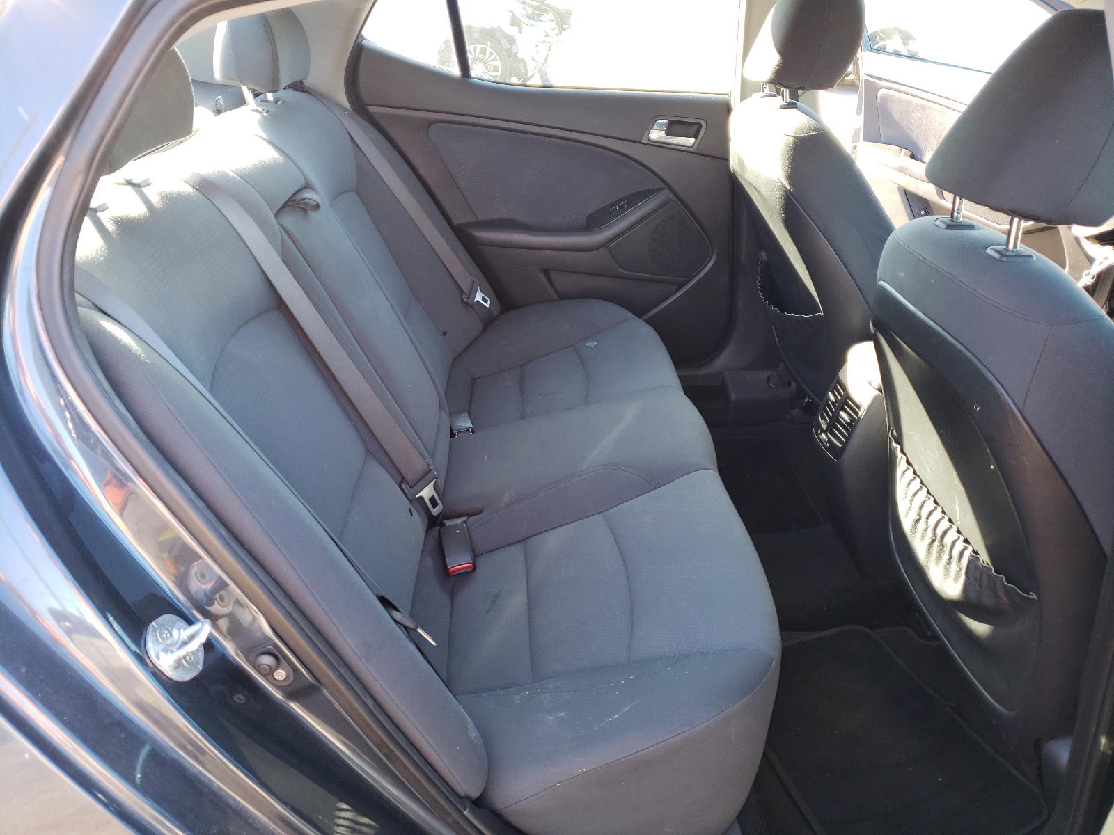 Photo 6 from auction – 2014 KIA OPTIMA HYB with VIN KNAGM4AD5E5071231