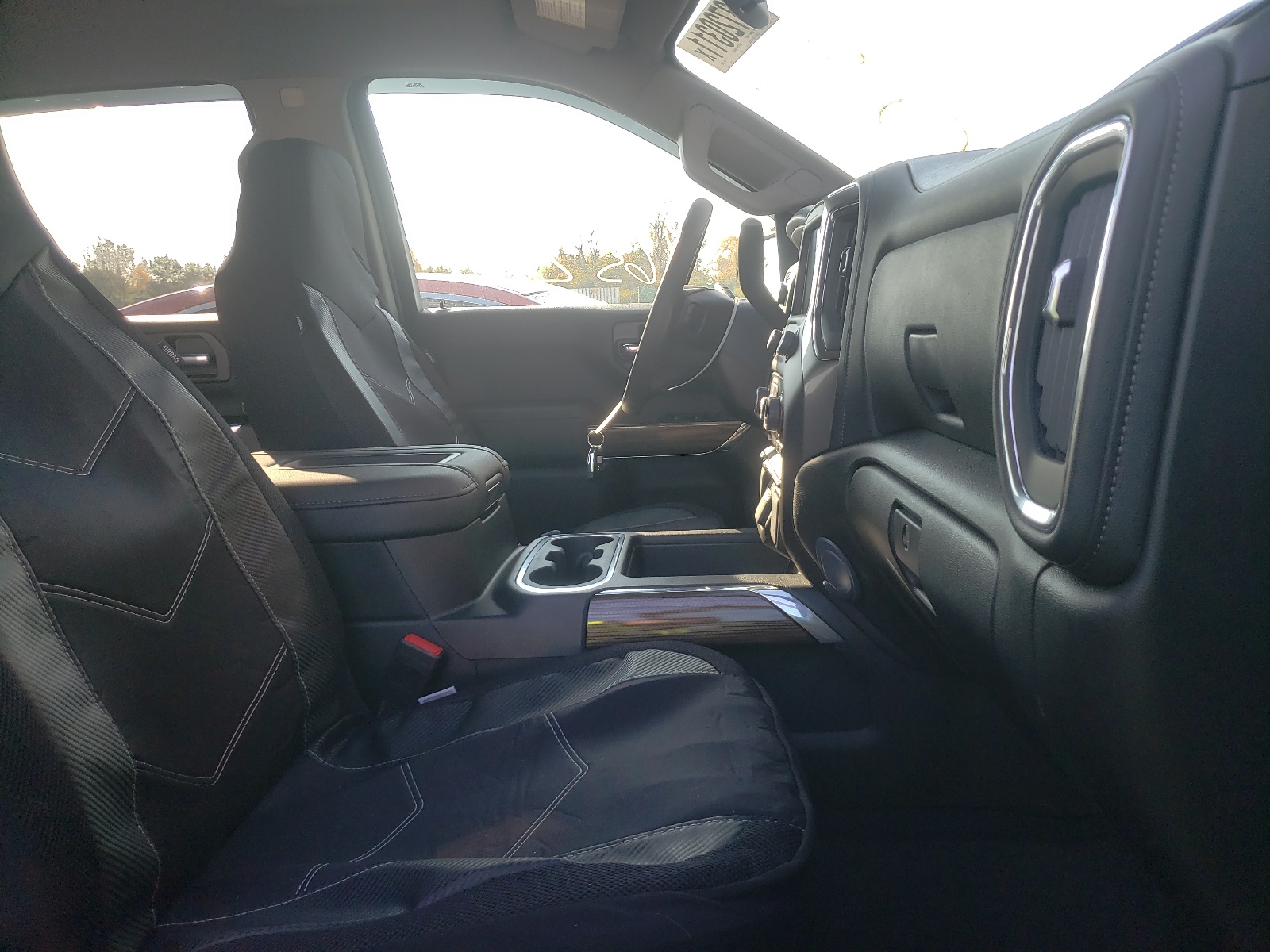 Photo 19 from auction – 2021 CHEVROLET SILVERADO with VIN 1GCPYFEL7MZ412673
