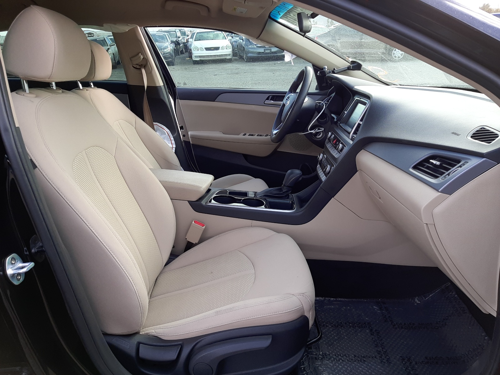 Photo 5 from auction – 2019 HYUNDAI SONATA SE with VIN 5NPE24AF4KH789849