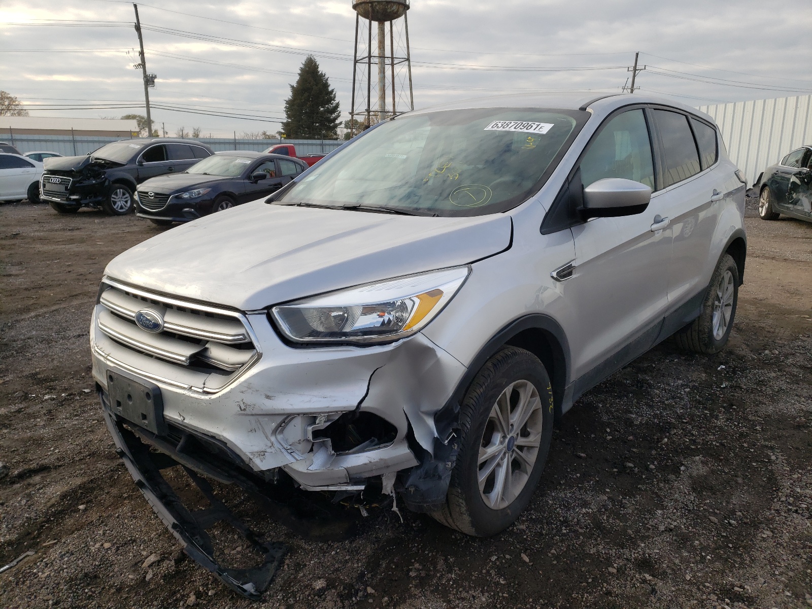 Zdjęcie 2 z aukcji – 2017 FORD ESCAPE SE z VIN 1FMCU9GD4HUB13657