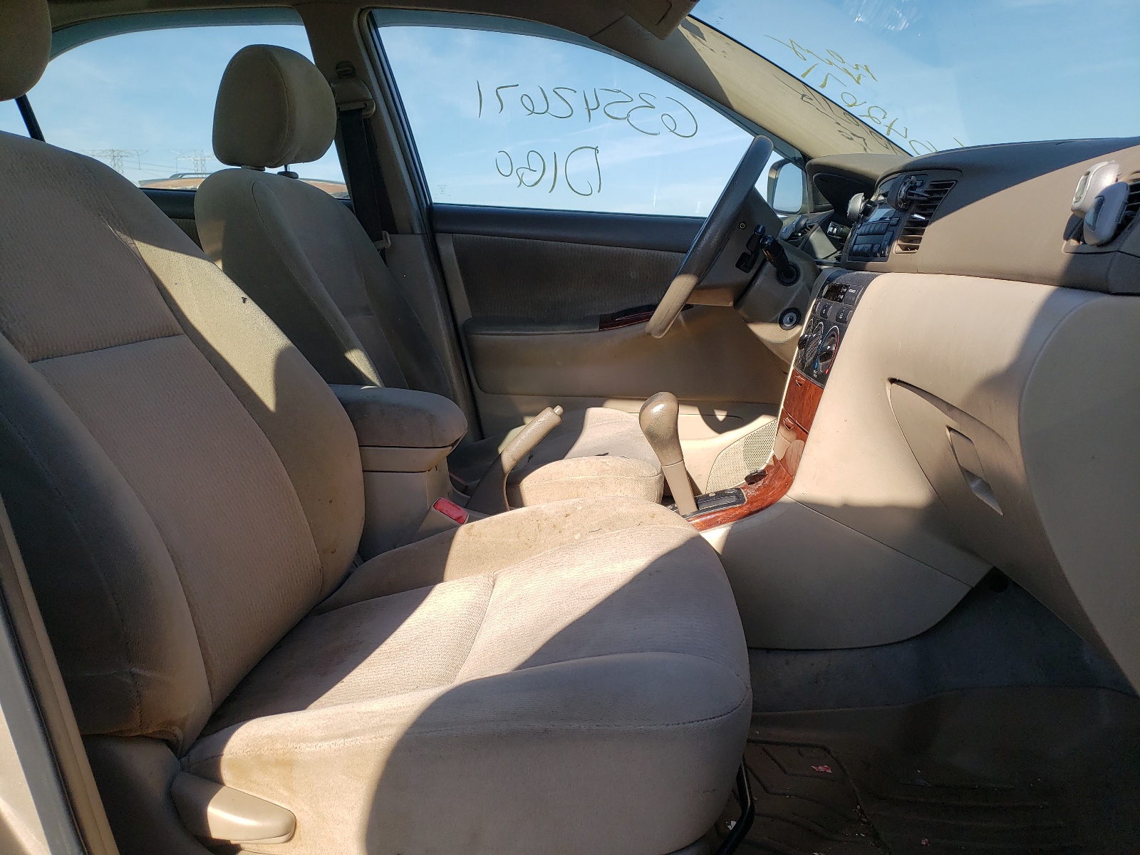 Photo 5 from auction – 2005 TOYOTA COROLLA CE with VIN 1NXBR30E85Z541353
