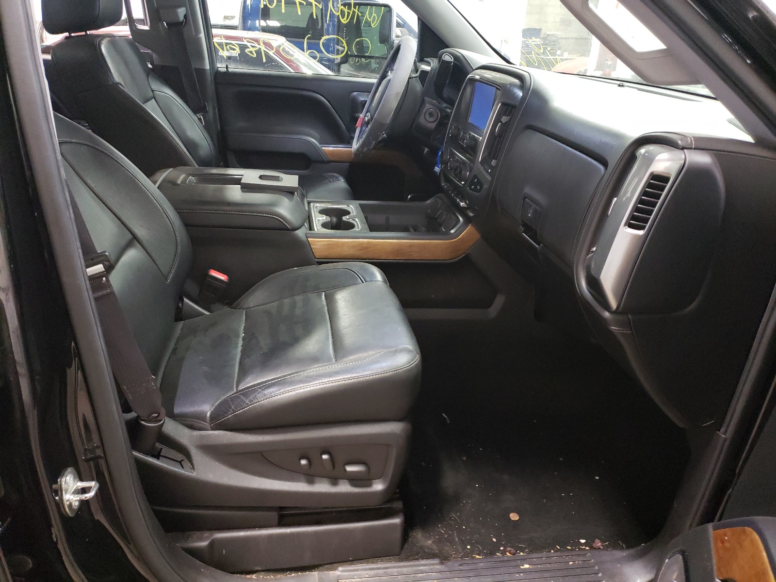 Фото 5 с аукциона – 2015 CHEVROLET SILVERADO с VIN 3GCUKSEC3FG329242
