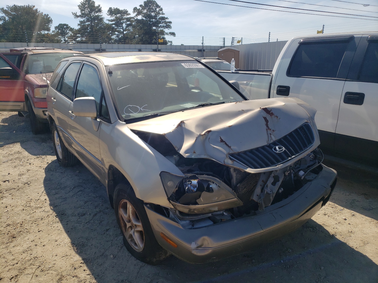 Photo 1 from auction – 1999 LEXUS RX 300 with VIN JT6GF10U4X0011445