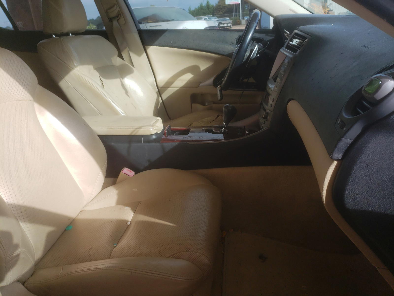 Photo 5 from auction – 2007 LEXUS IS 250 with VIN JTHBK262572042085