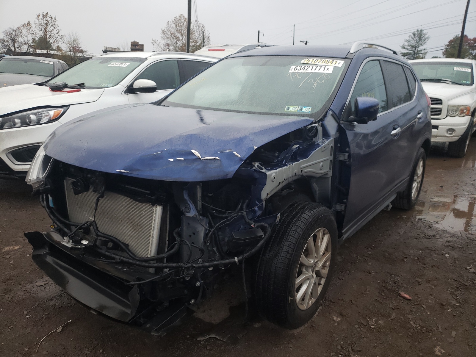 Photo 2 from auction – 2018 NISSAN ROGUE S with VIN KNMAT2MV0JP551180