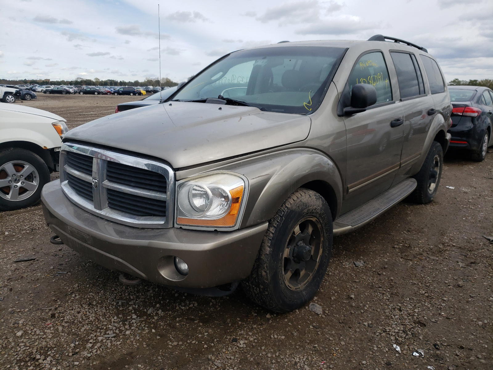 Photo 2 from auction – 2004 DODGE DURANGO with VIN 1D8HB58D74F128094