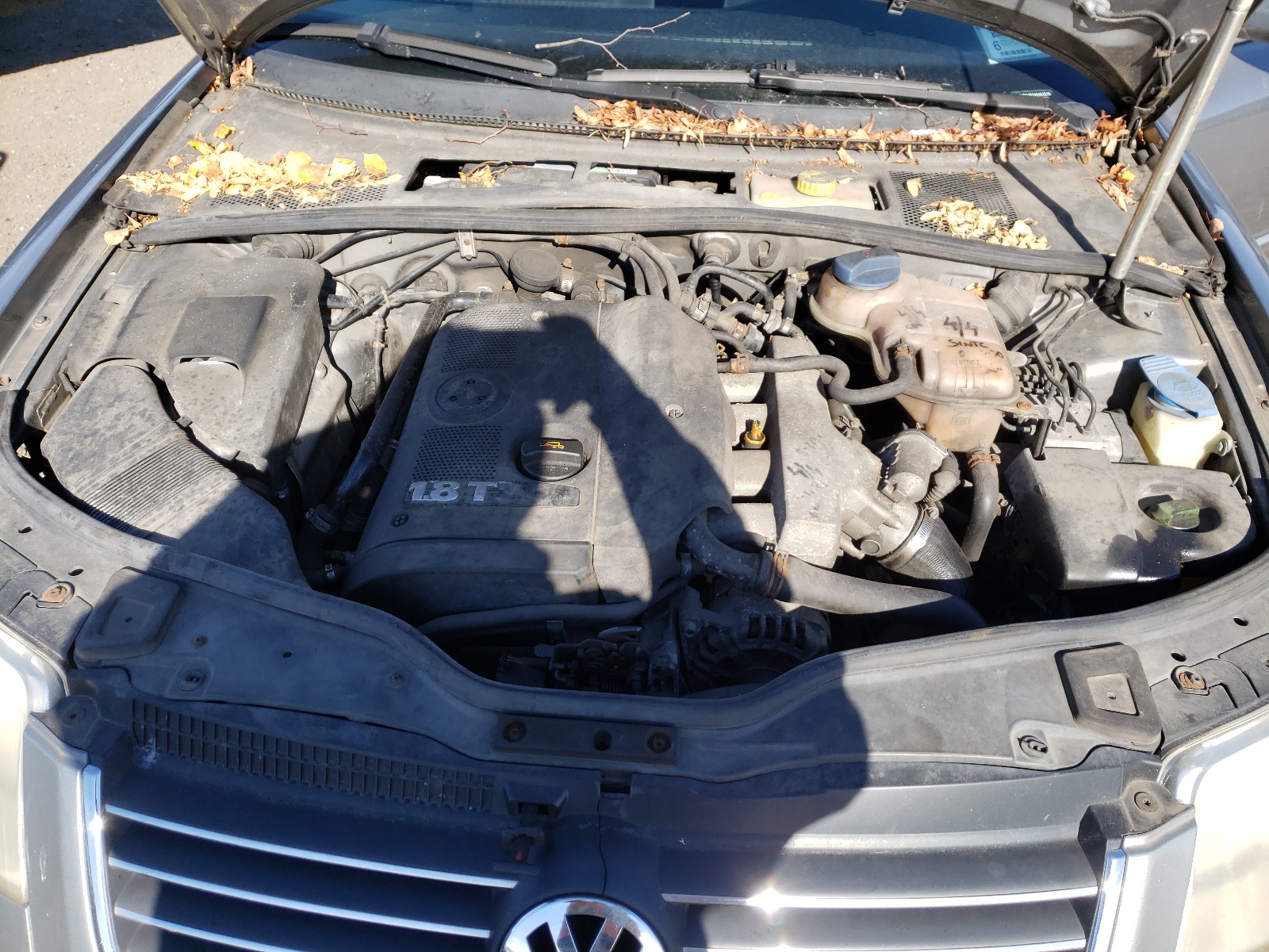 Photo 11 from auction – 2004 VOLKSWAGEN PASSAT GL with VIN WVWMD63B34E082238