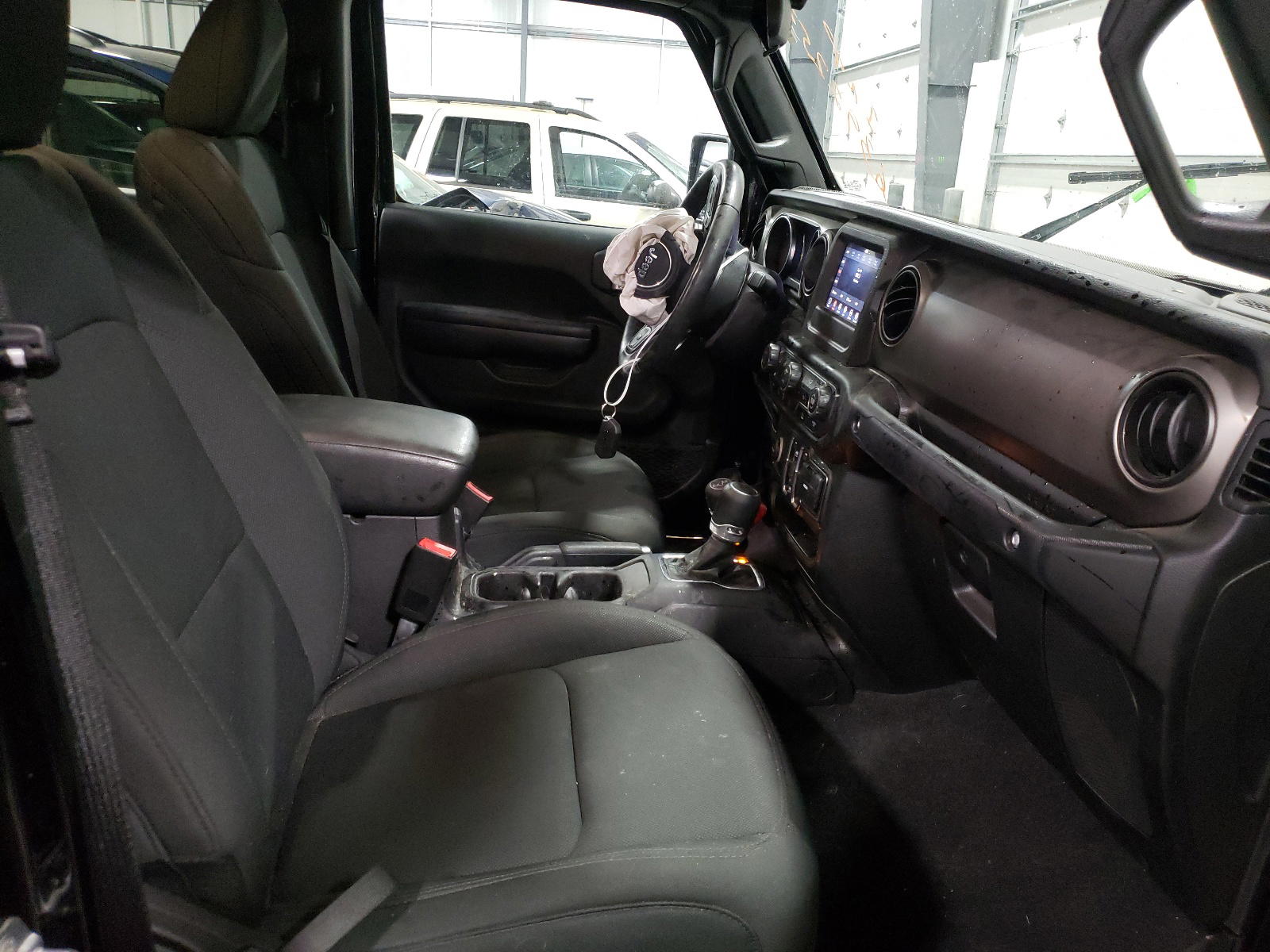 Photo 5 from auction – 2021 JEEP GLADIATOR with VIN 1C6HJTAG5ML507405