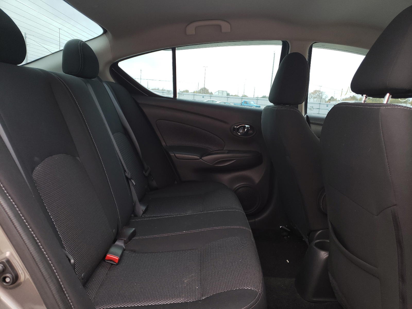 Photo 6 from auction – 2017 NISSAN VERSA S with VIN 3N1CN7AP1HL809897