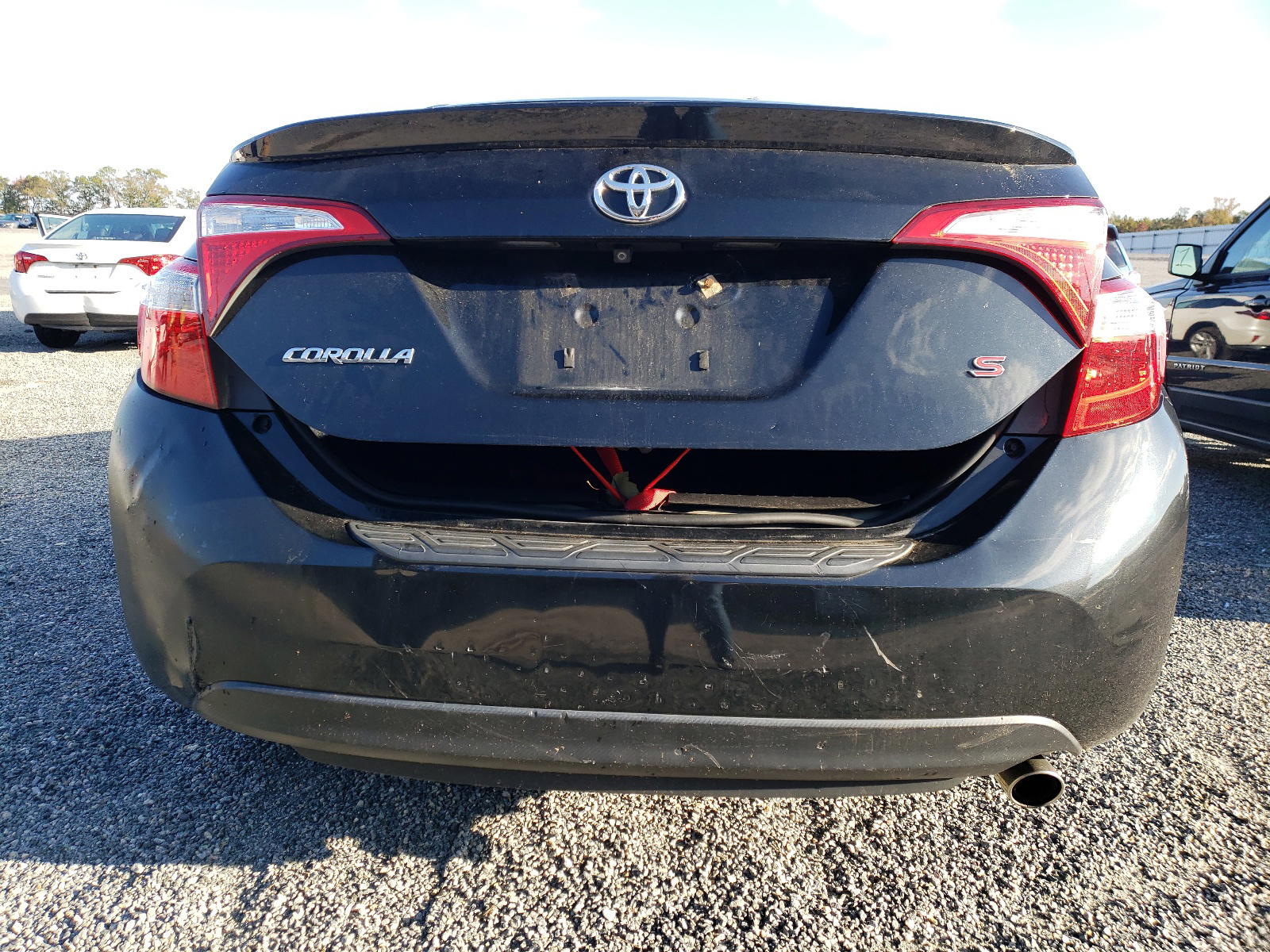 Photo 9 from auction – 2014 TOYOTA COROLLA L with VIN 2T1BURHE1EC083288