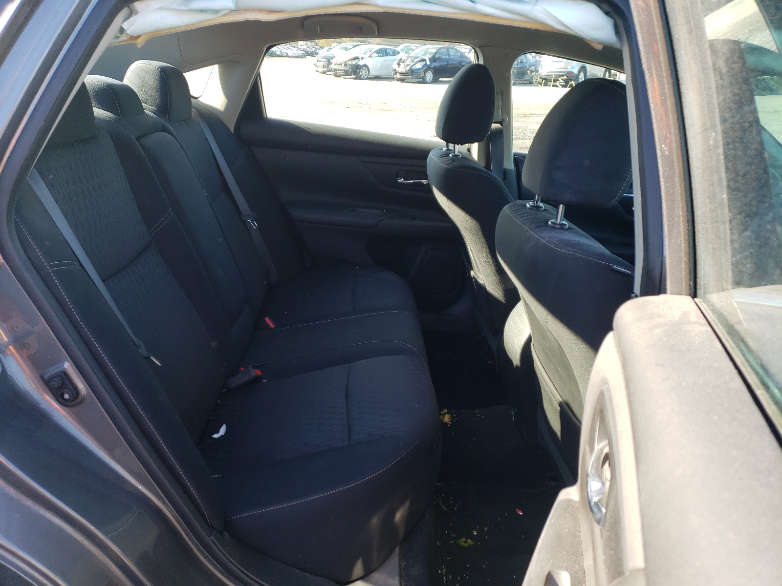 Photo 6 from auction – 2017 NISSAN ALTIMA 2.5 with VIN 1N4AL3AP3HN365883