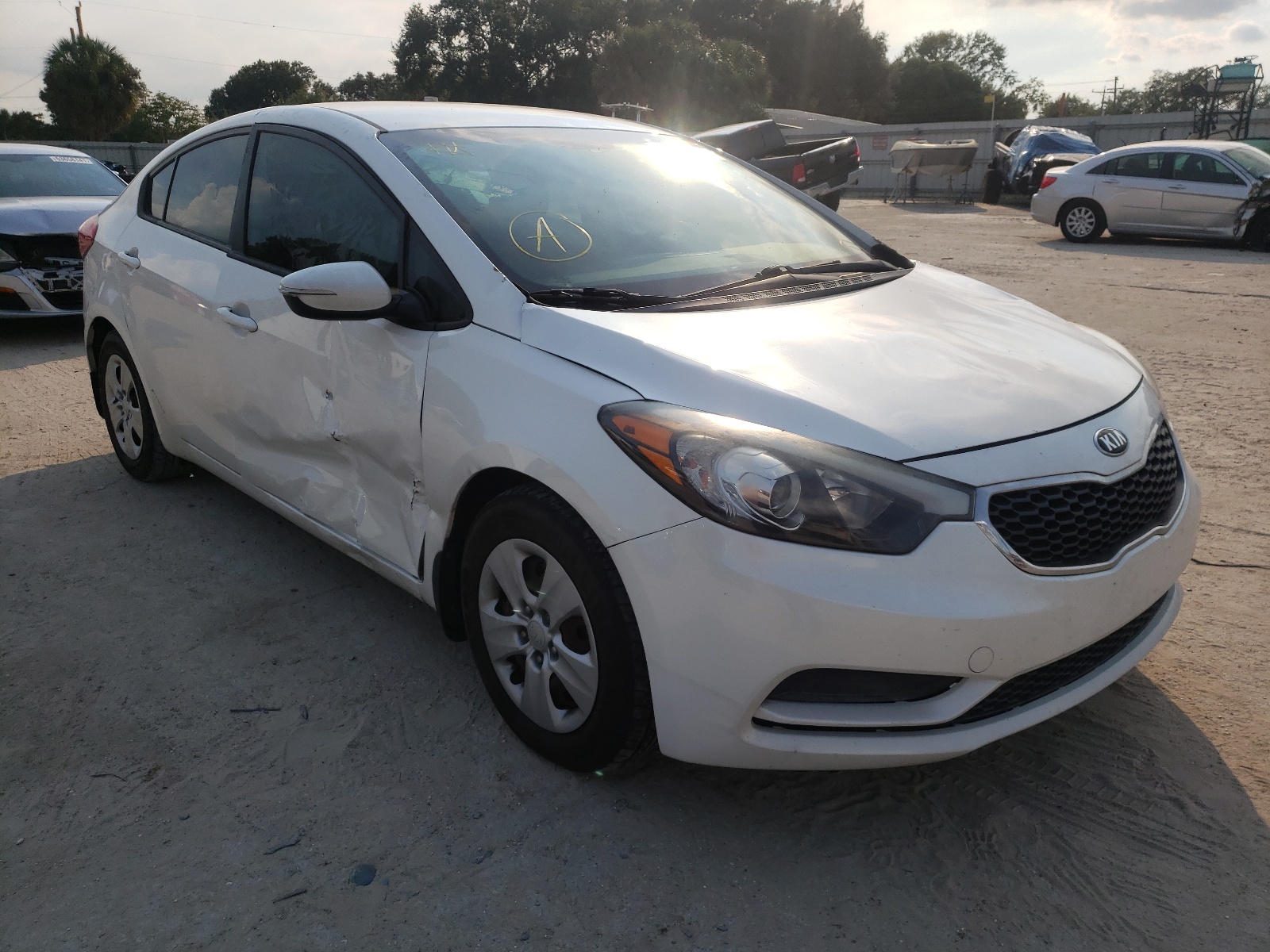 Photo 1 from auction – 2015 KIA FORTE LX with VIN KNAFX4A60F5361558