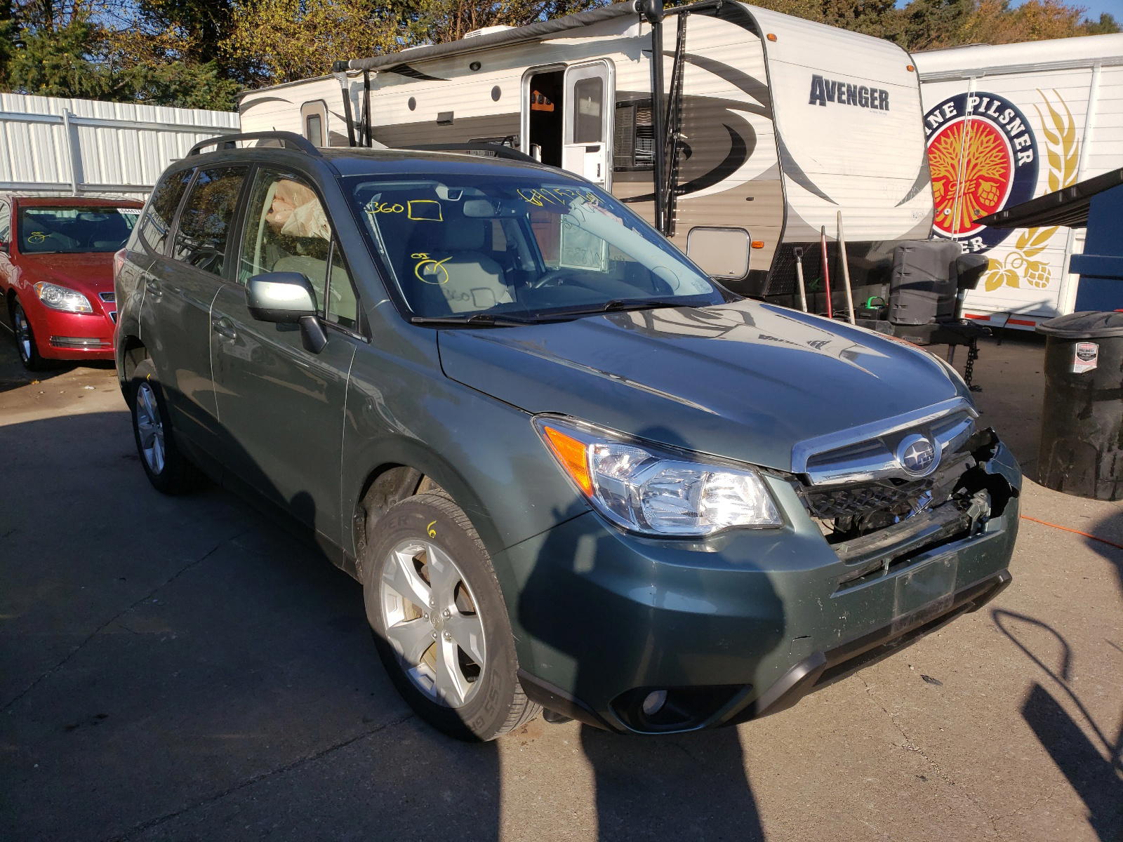 SUBARU FORESTER 2 2015 with VIN JF2SJARCXFH418618 - Photo from auction