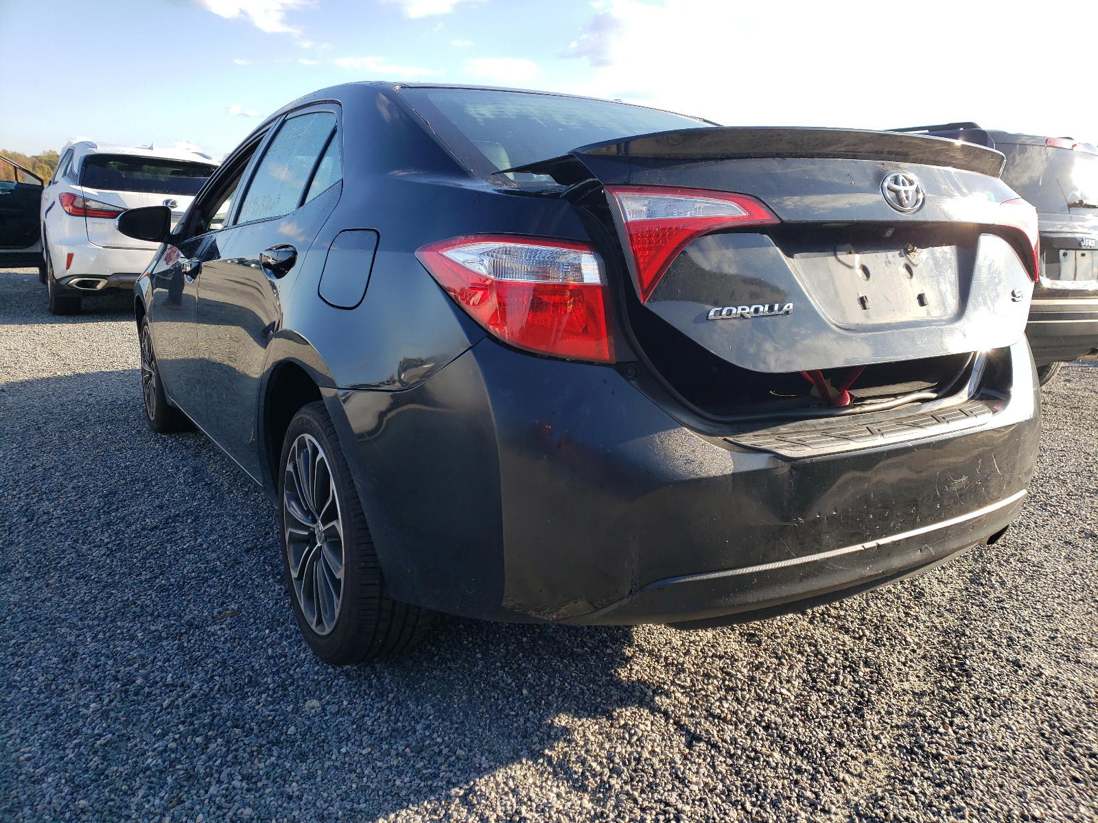 Photo 3 from auction – 2014 TOYOTA COROLLA L with VIN 2T1BURHE1EC083288
