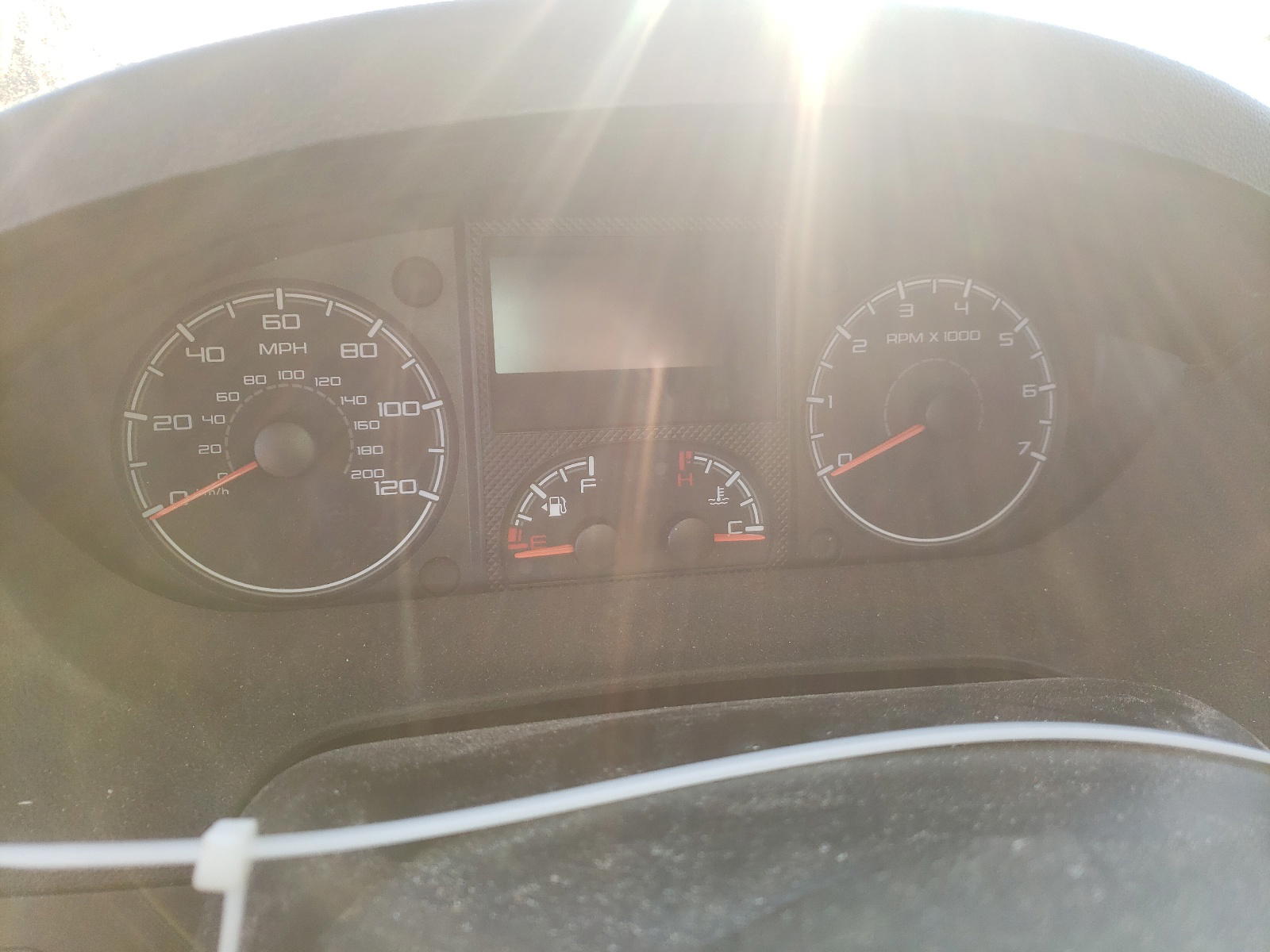 Photo 8 from auction – 2018 RAM PROMASTER with VIN 3C6TRVDG5JE148796