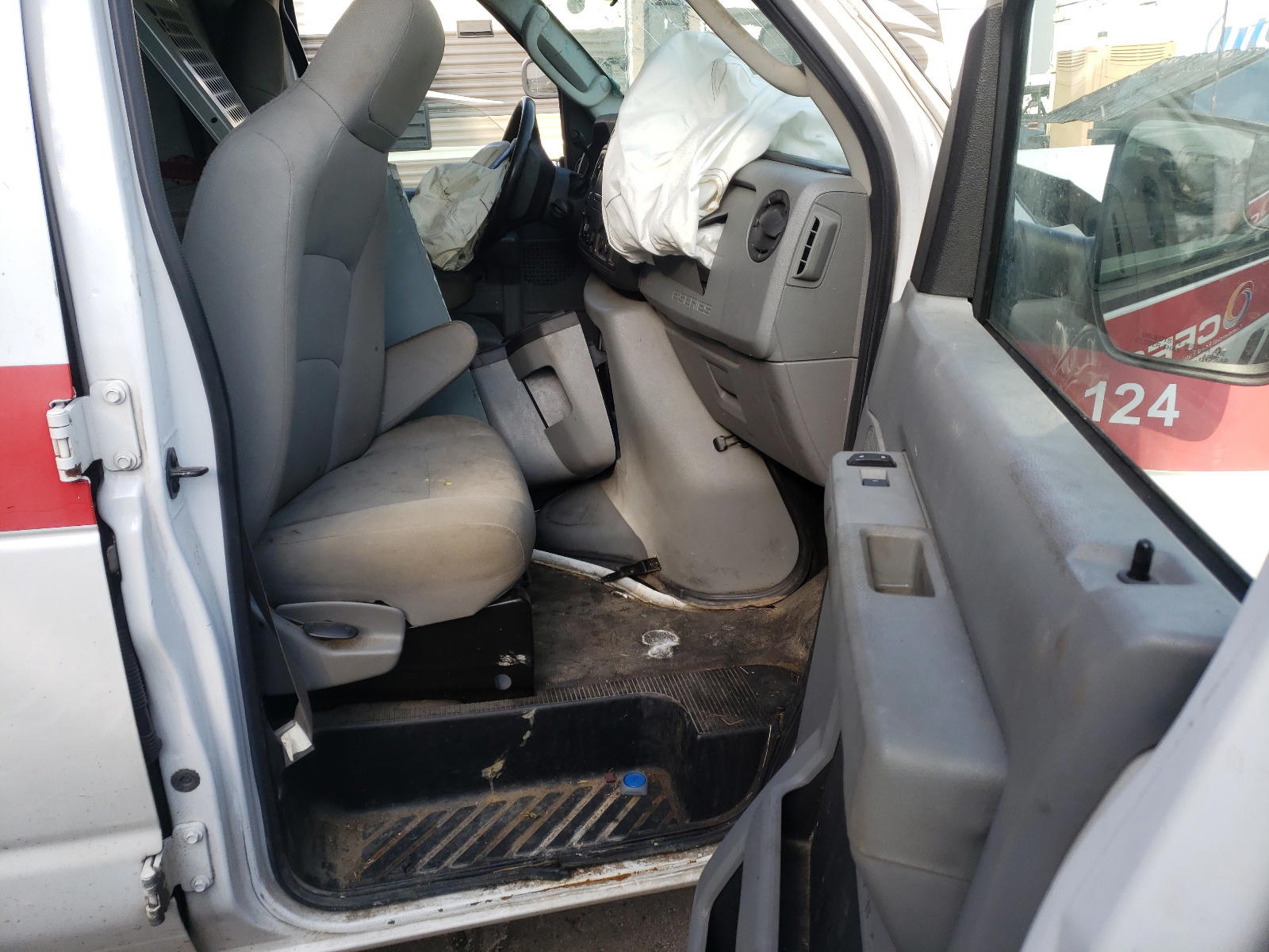 Photo 5 from auction – 2012 FORD ECONOLINE with VIN 1FTNE2EL9CDA62242