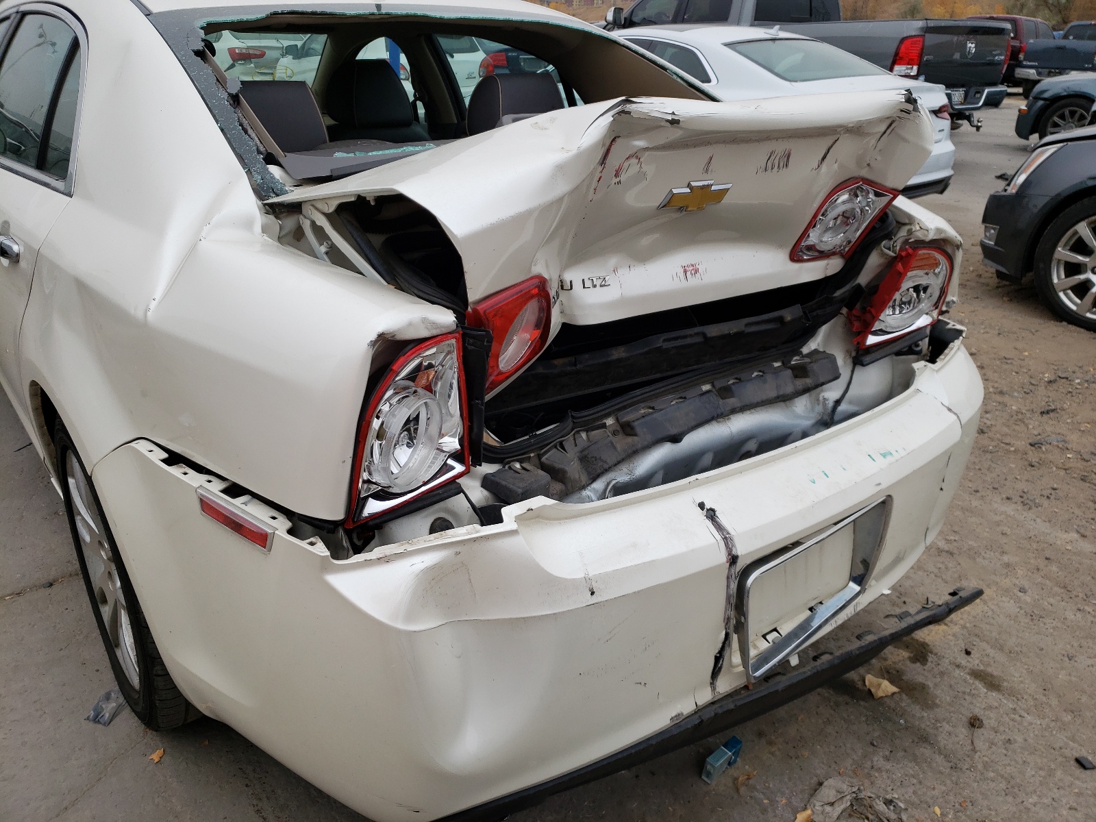 Photo 9 from auction – 2011 CHEVROLET MALIBU LTZ with VIN 1G1ZE5E16BF225975
