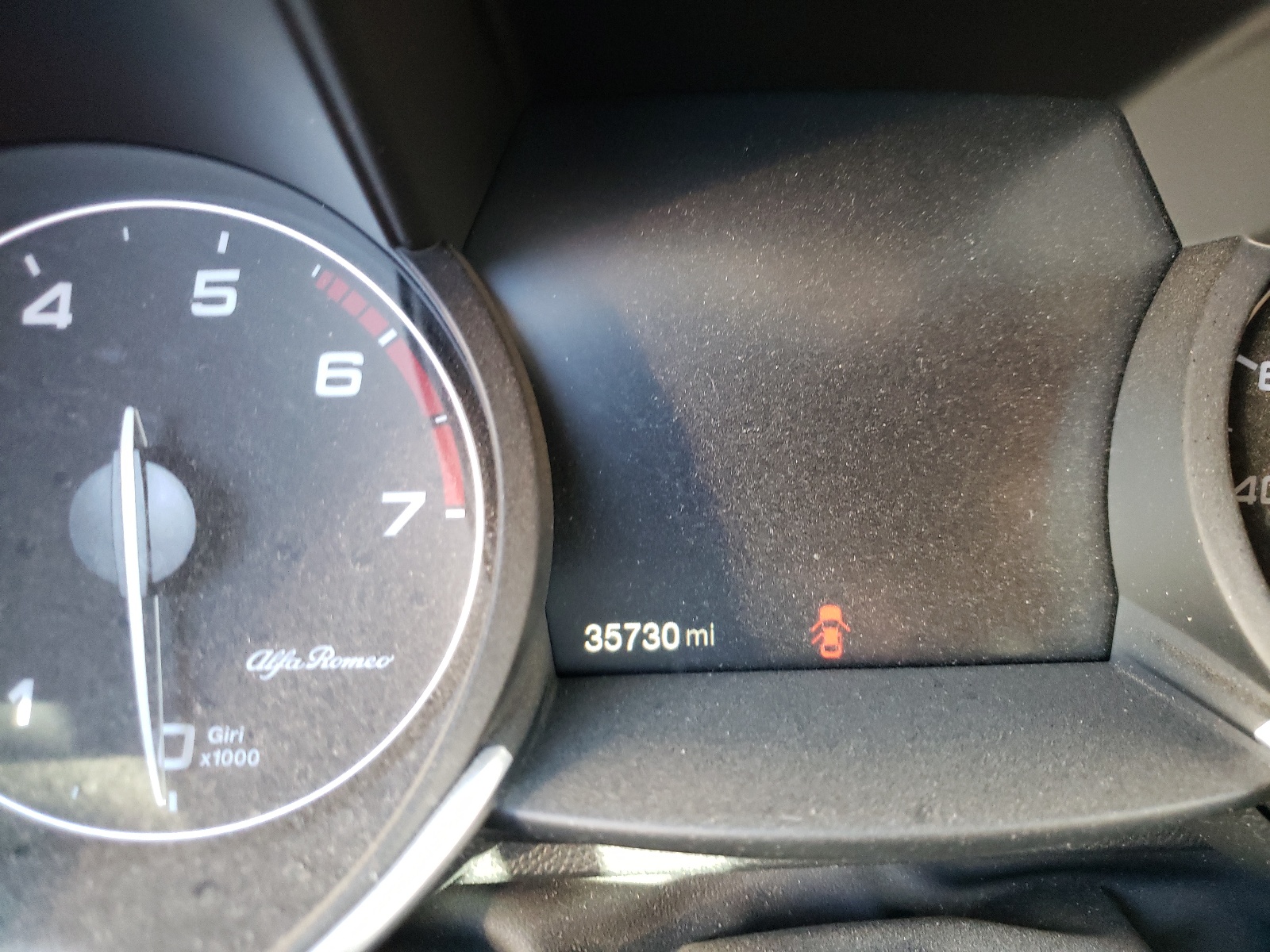 Photo 8 from auction – 2017 ALFA ROMEO GIULIA Q4 with VIN ZARFAEDNXH7558697