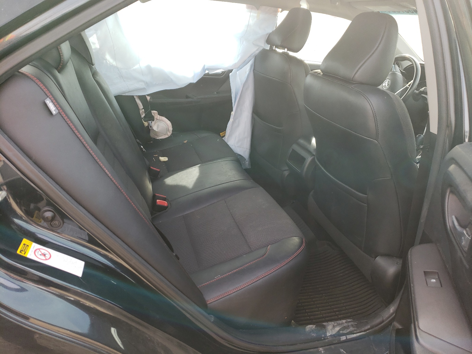 Photo 6 from auction – 2017 TOYOTA CAMRY LE with VIN 4T1BF1FK4HU285906