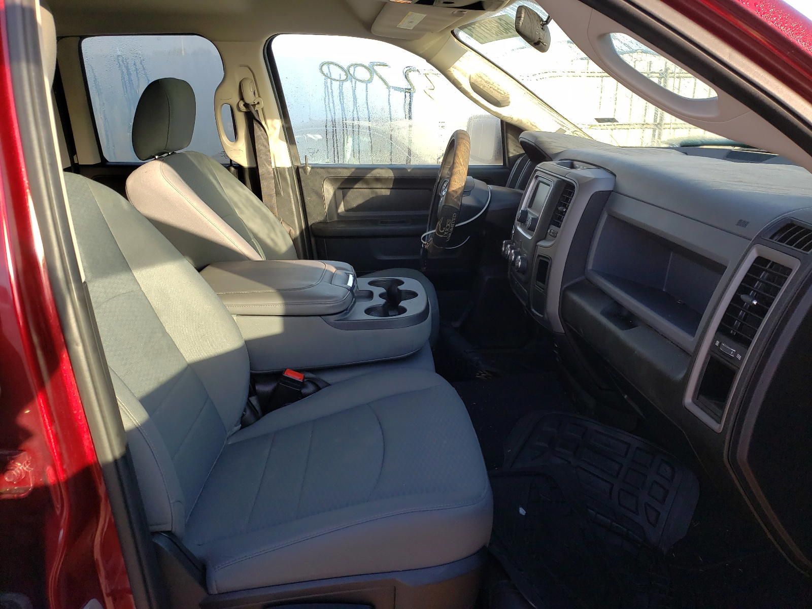 Photo 5 from auction – 2020 RAM 1500 CLASS with VIN 1C6RR6FG6LS151848