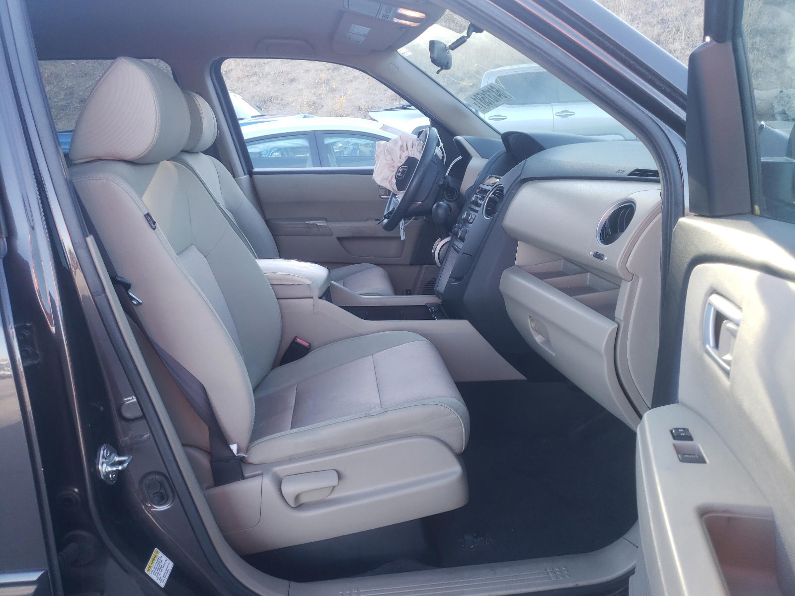 Photo 5 from auction – 2013 HONDA PILOT EX with VIN 5FNYF4H47DB005266