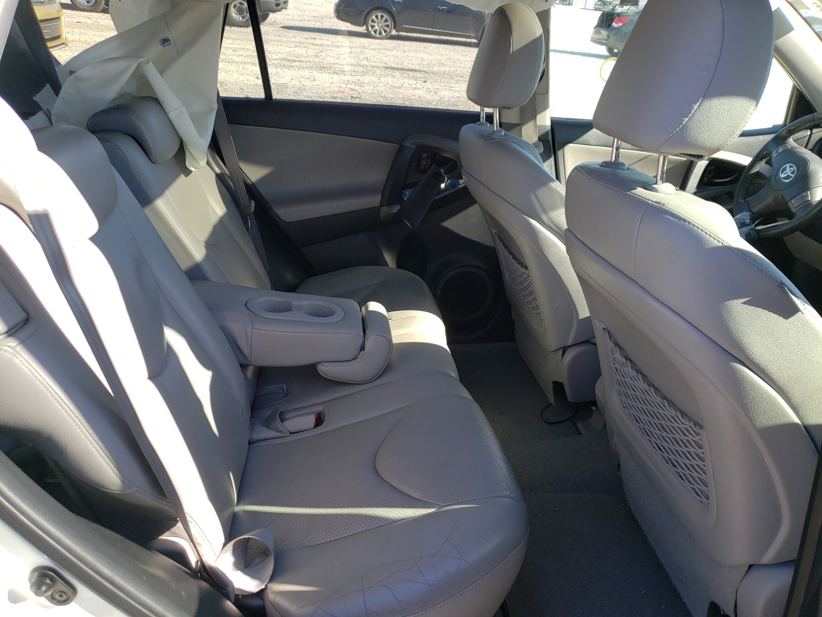 Photo 6 from auction – 2011 TOYOTA RAV4 4D 4W with VIN 2T3DF4DV5BW108707