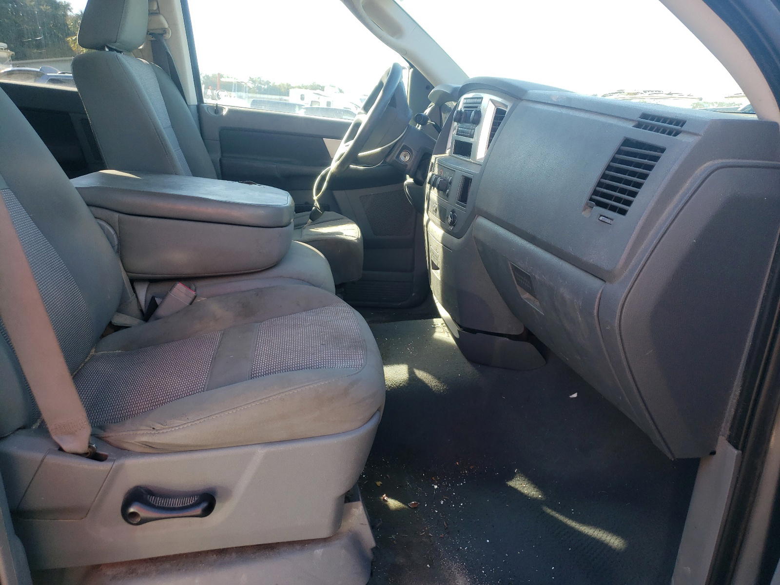 Photo 5 from auction – 2007 DODGE RAM with VIN 1D7HA18P27J634377