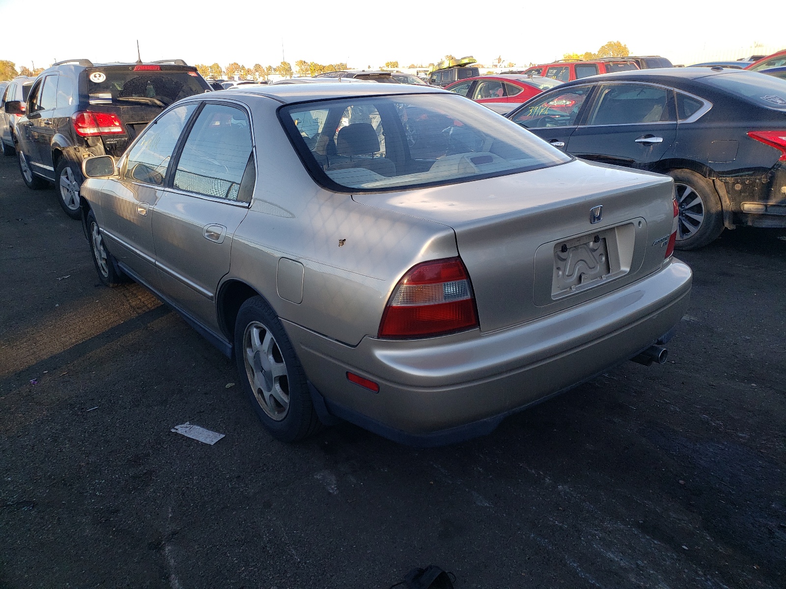 صورة رقم 3 من المزاد - 1995 HONDA ACCORD EX مع VIN JHMCD5656SC020044