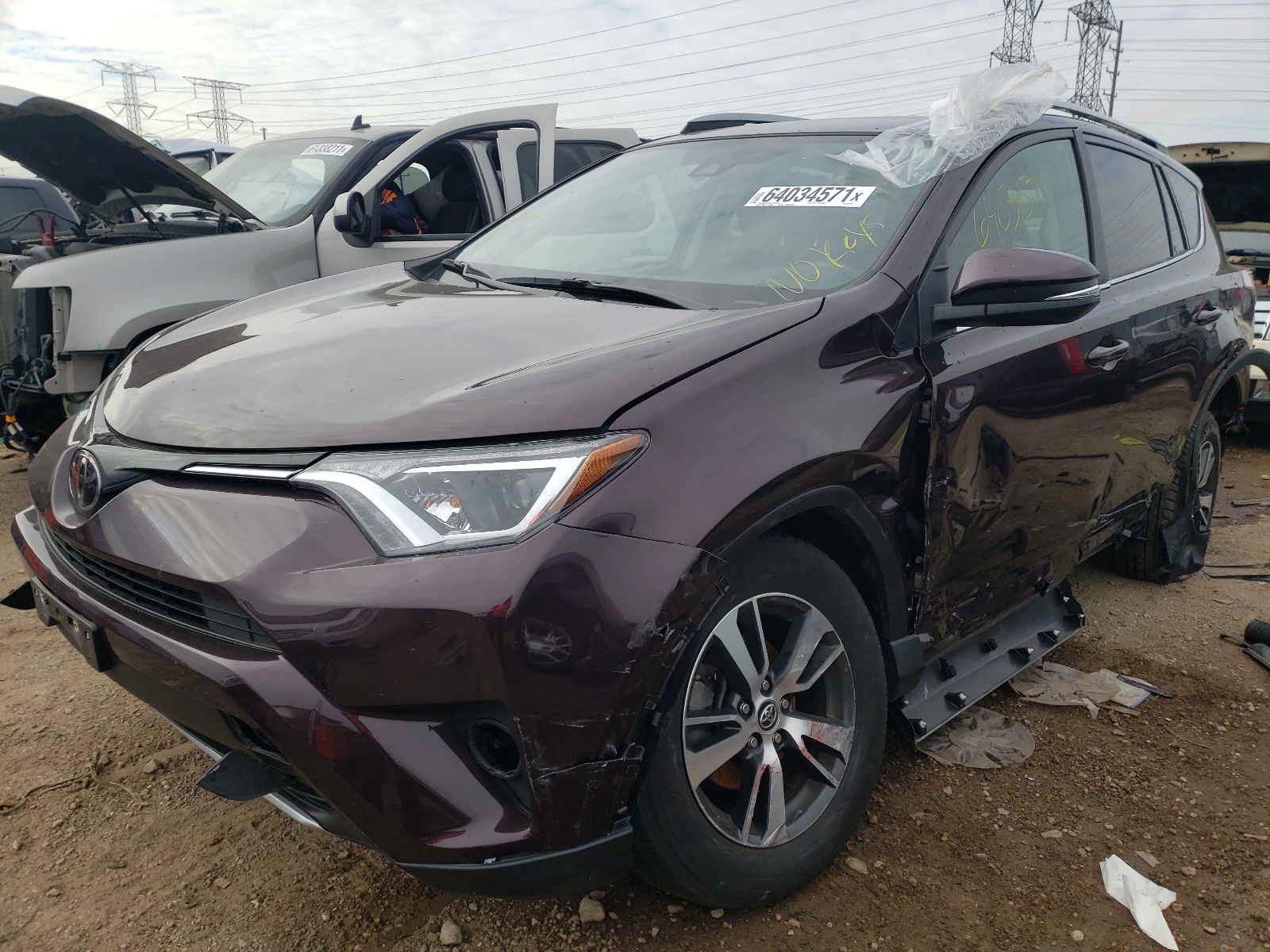 Photo 2 from auction – 2018 TOYOTA RAV4 ADVEN with VIN 2T3RFREVXJW834174
