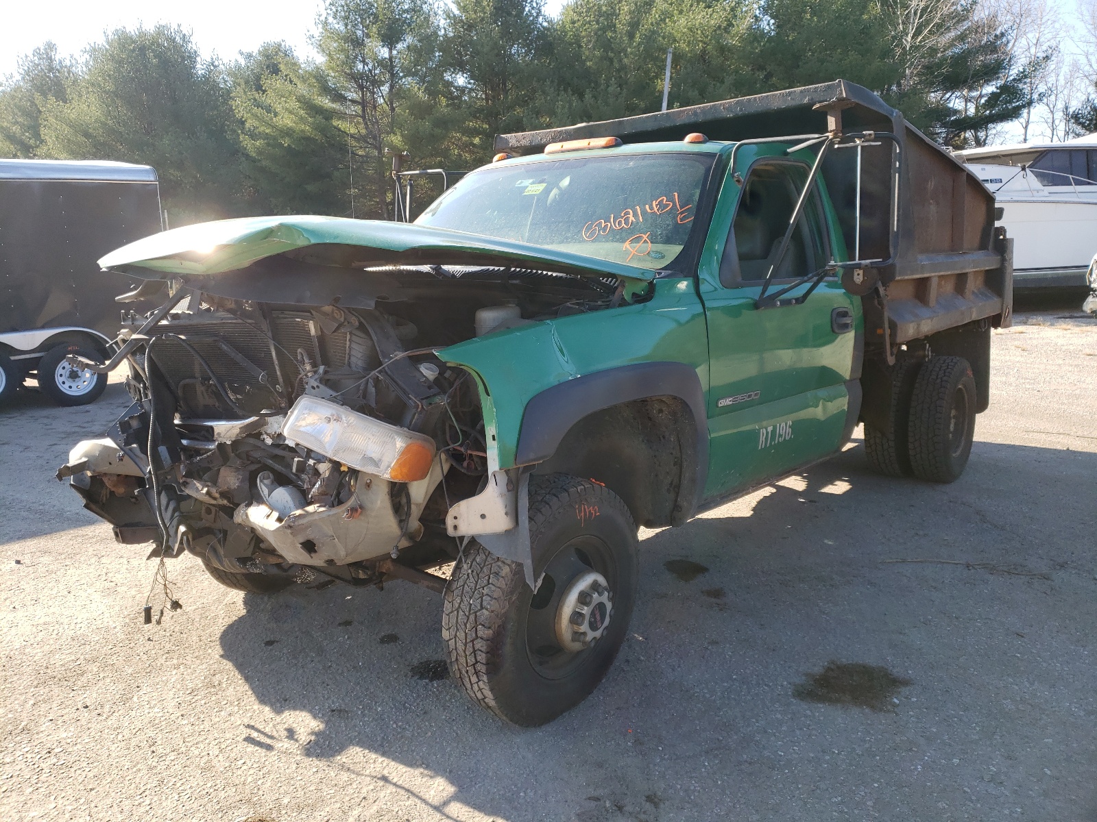 Photo 2 from auction – 2005 GMC NEW SIERRA with VIN 1GDJK34U65E194259