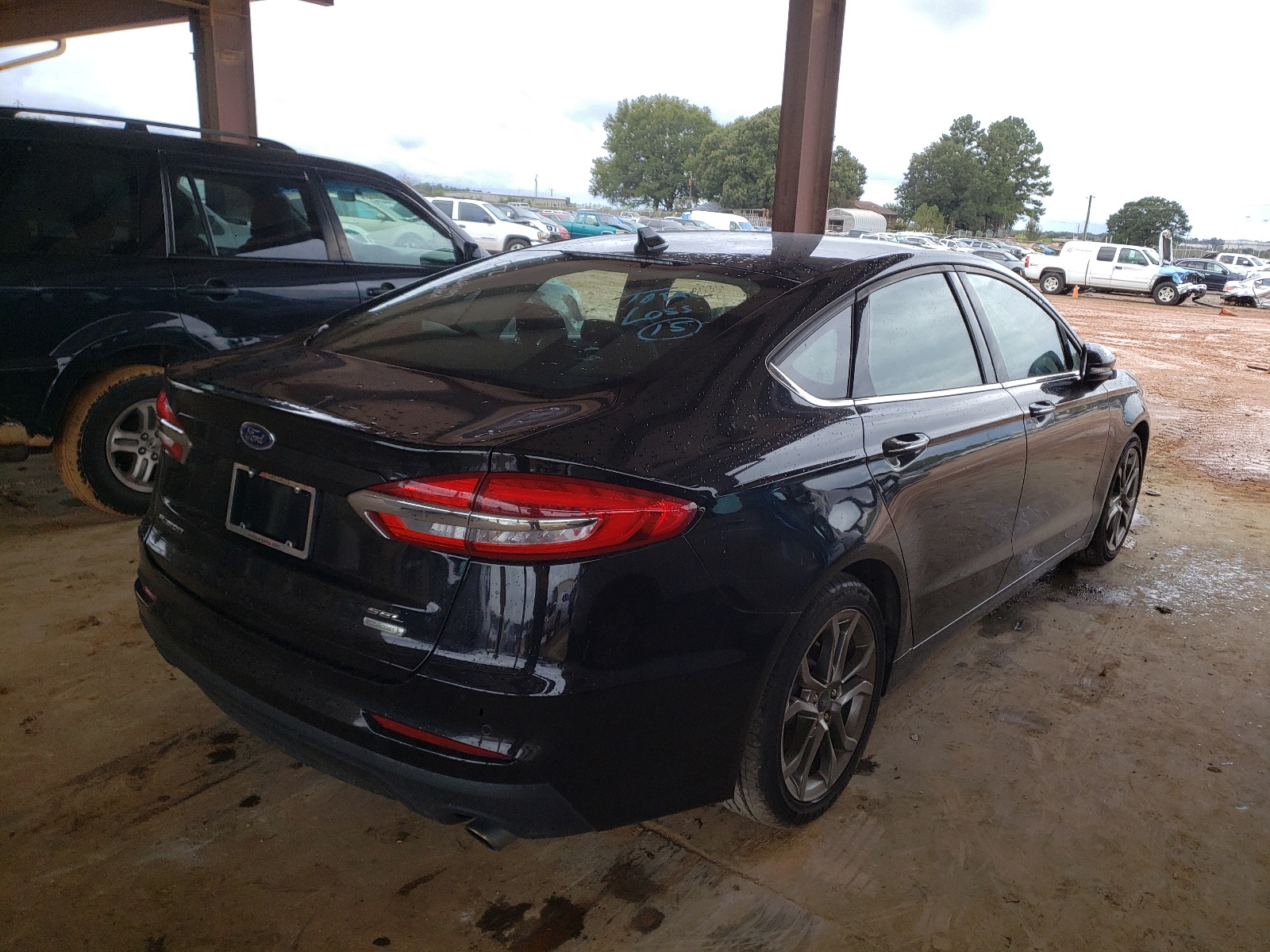 Photo 4 from auction – 2020 FORD FUSION SEL with VIN 3FA6P0CD3LR177897