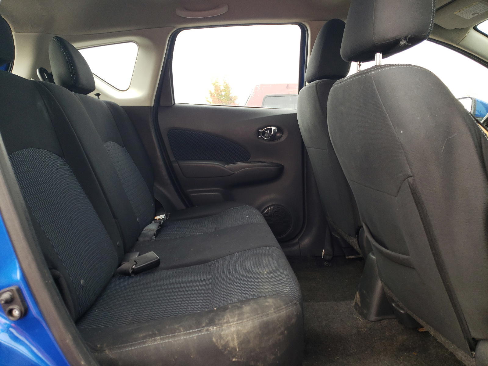 Photo 6 from auction – 2016 NISSAN VERSA NOTE with VIN 3N1CE2CP5GL402597