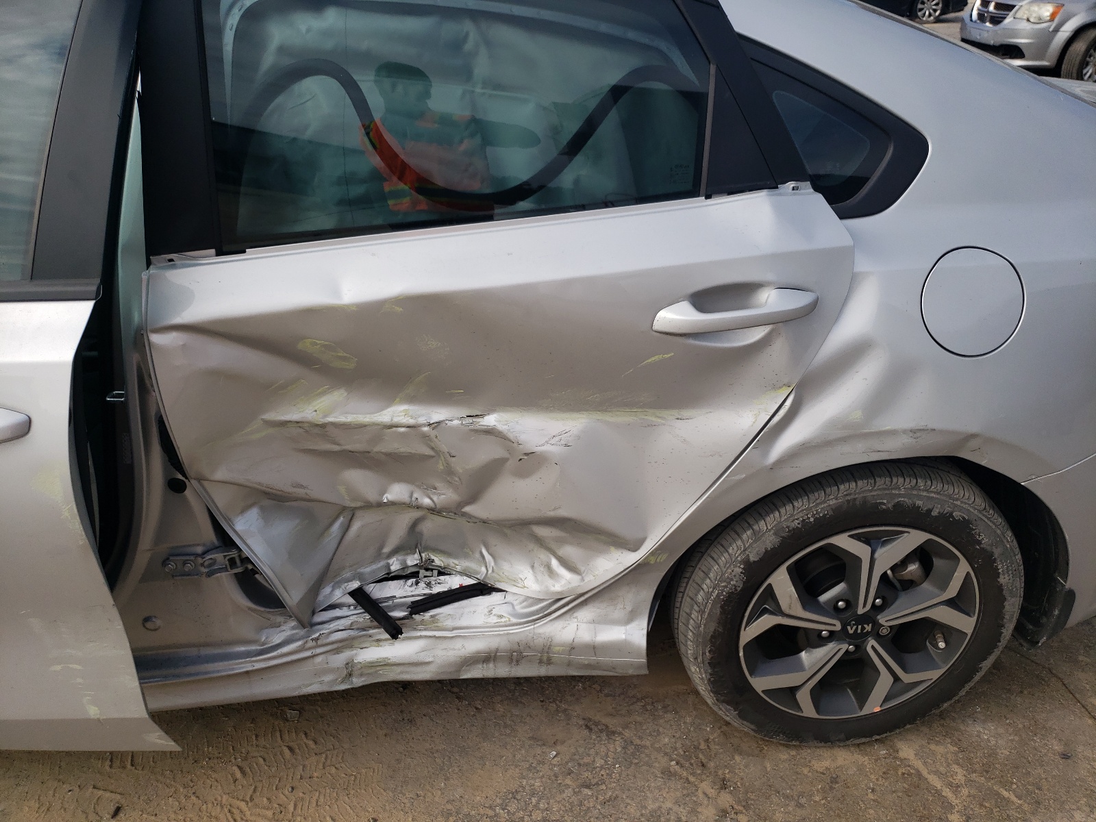 Photo 9 from auction – 2021 KIA FORTE FE with VIN 3KPF24AD1ME376734