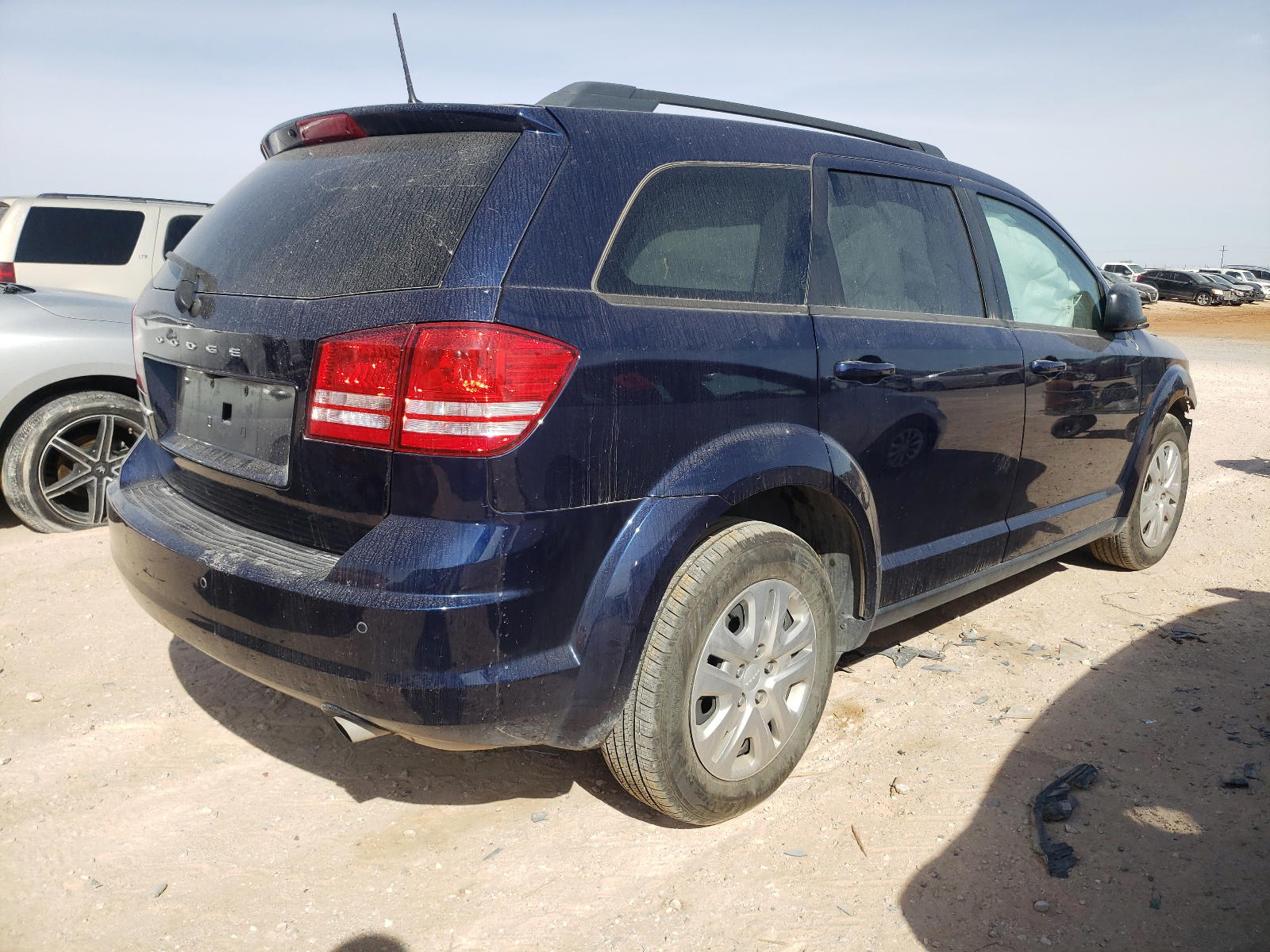 Photo 4 from auction – 2020 DODGE JOURNEY SE with VIN 3C4PDCAB4LT266133