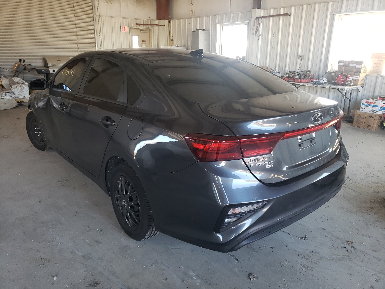 Photo 3 from auction – 2019 KIA FORTE FE with VIN 3KPF24AD0KE079760