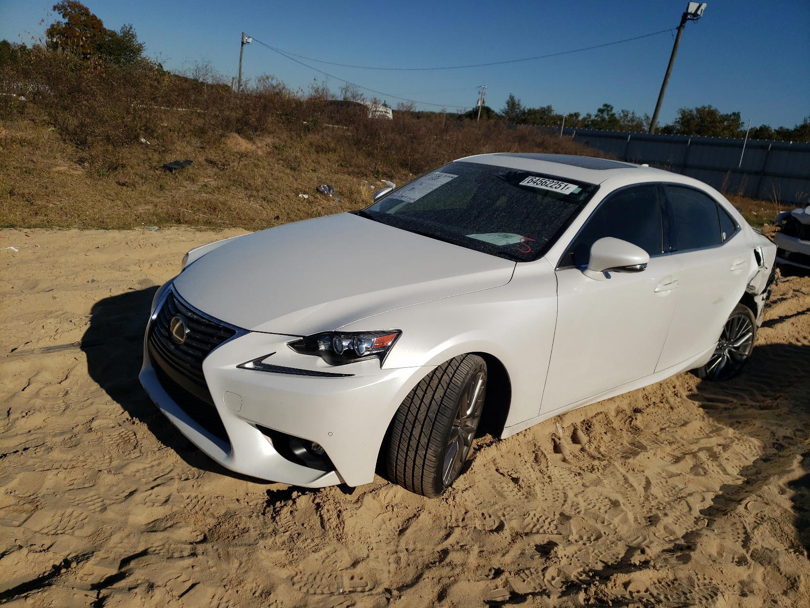 Photo 2 from auction – 2016 LEXUS IS 200T with VIN JTHBA1D23G5004420