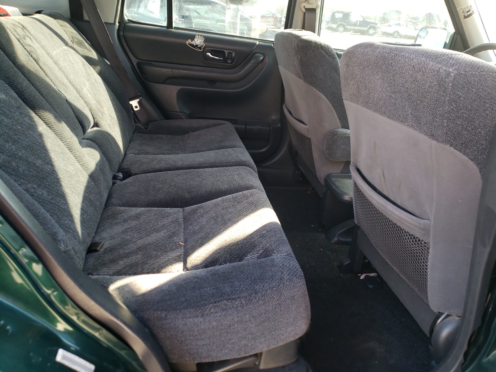 Photo 6 from auction – 1999 HONDA CR-V EX with VIN JHLRD1863XC075099