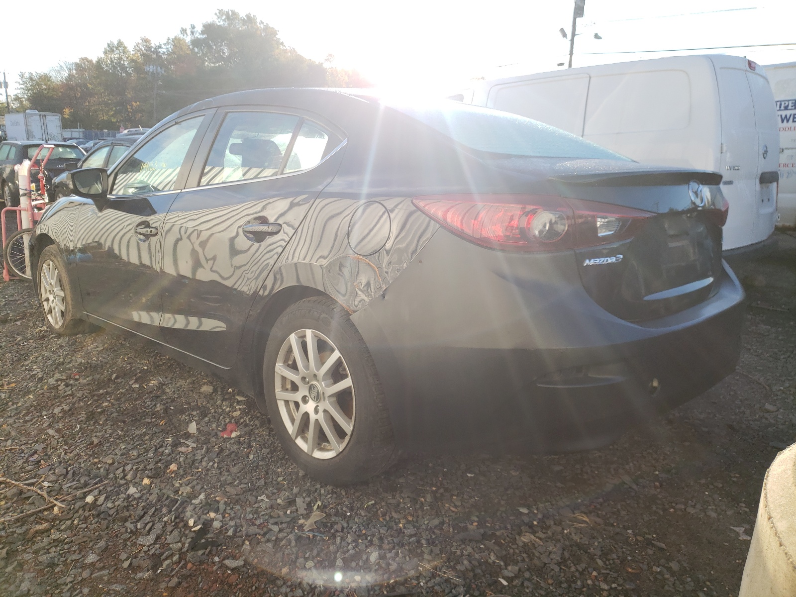 Photo 3 from auction – 2014 MAZDA 3 TOURING with VIN JM1BM1V78E1105363