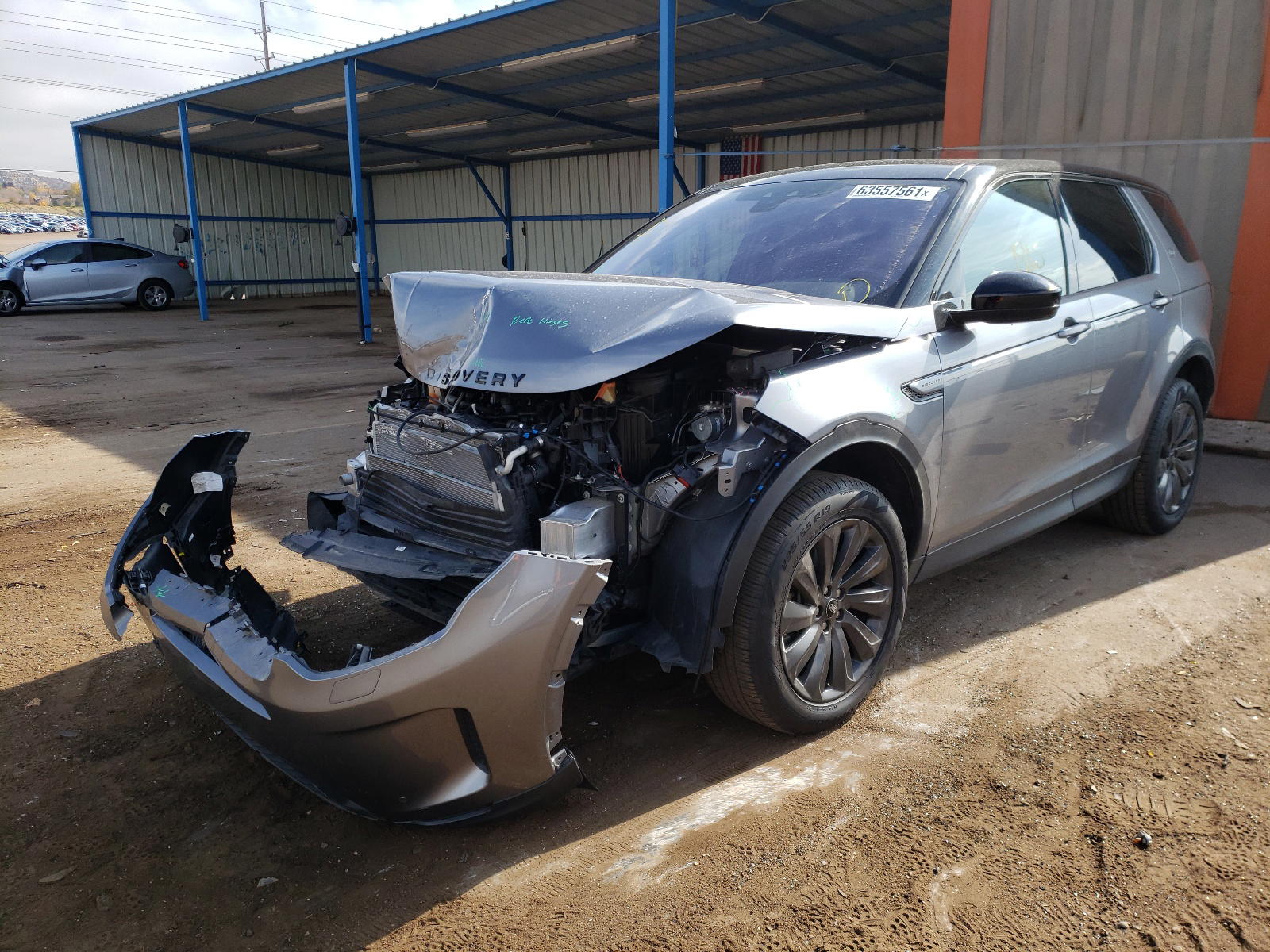 Photo 2 from auction – 2020 LAND ROVER DISCOVERY with VIN SALCP2FX2LH834603