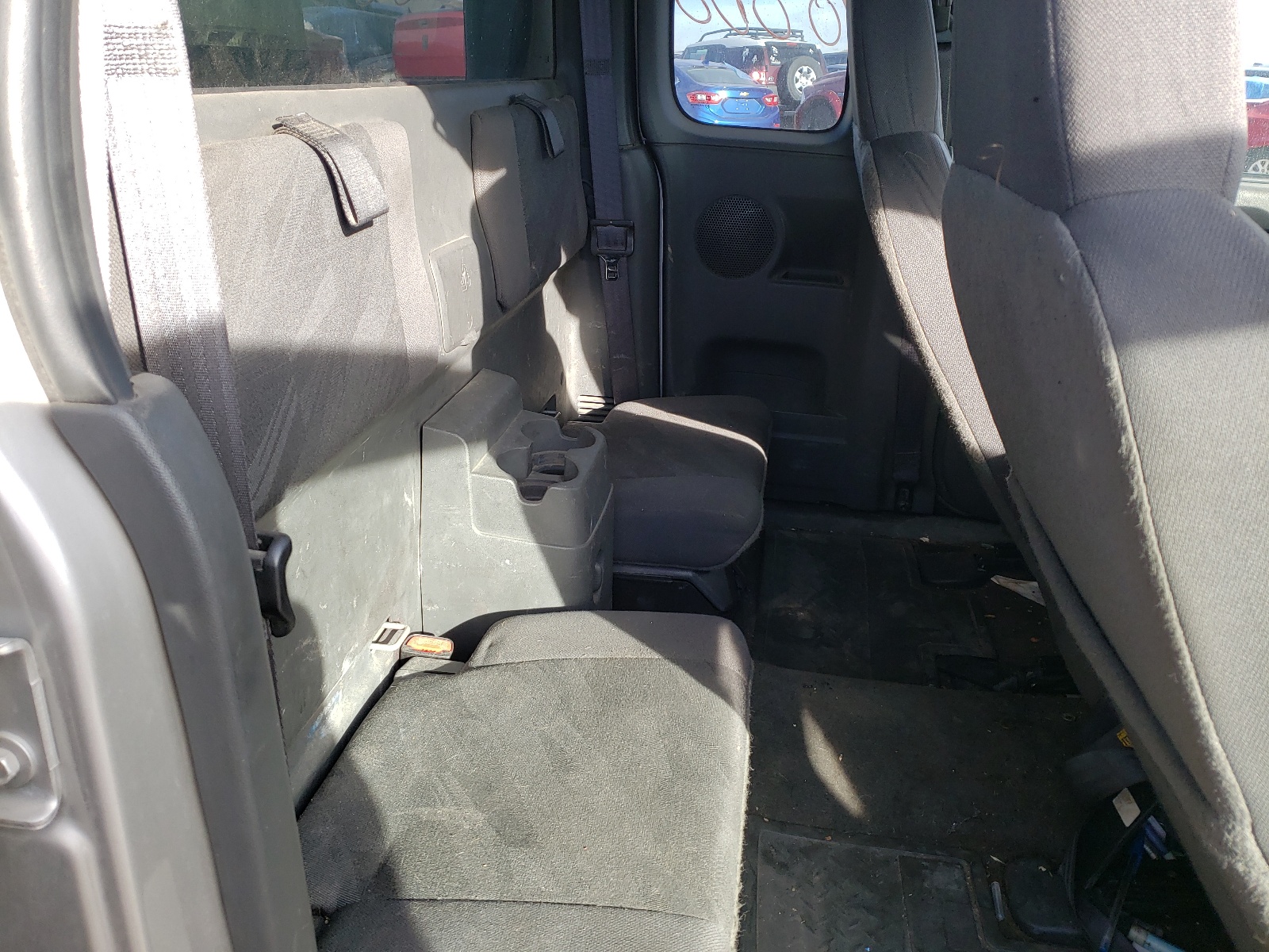 Photo 6 from auction – 2005 CHEVROLET COLORADO with VIN 1GCDT196558226467