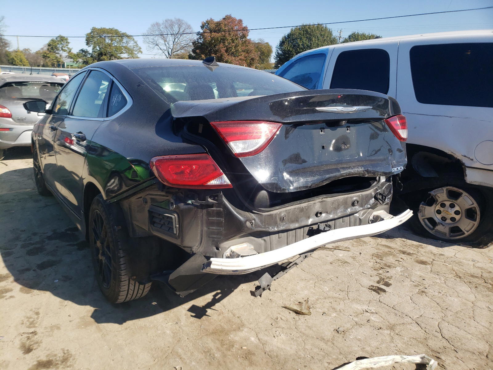 Photo 3 from auction – 2016 CHRYSLER 200 LIMITE with VIN 1C3CCCAB2GN139165