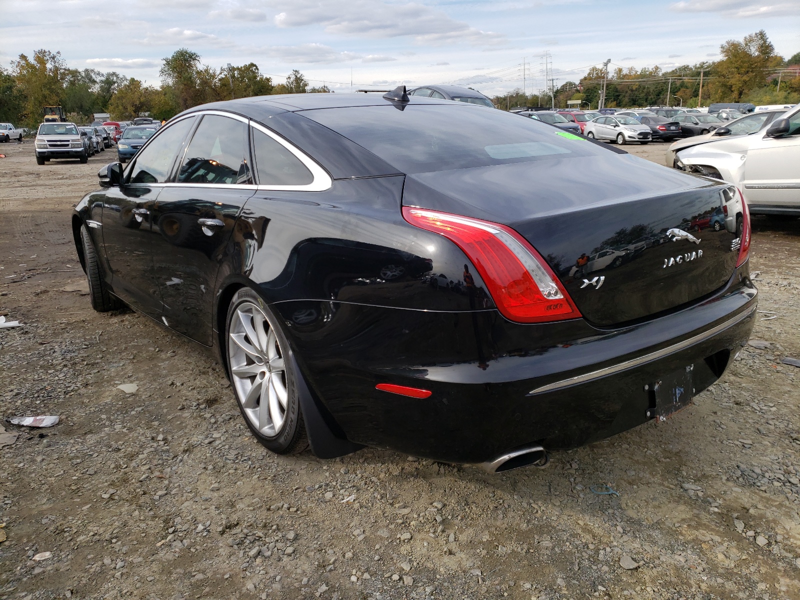 Zdjęcie 3 z aukcji – 2013 JAGUAR XJ z VIN SAJWJ1CDXD8V49547