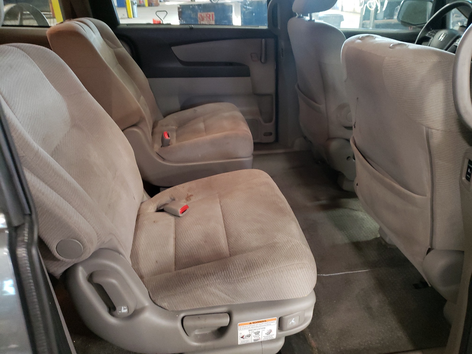 Photo 6 from auction – 2011 HONDA ODYSSEY EX with VIN 5FNRL5H43BB044078