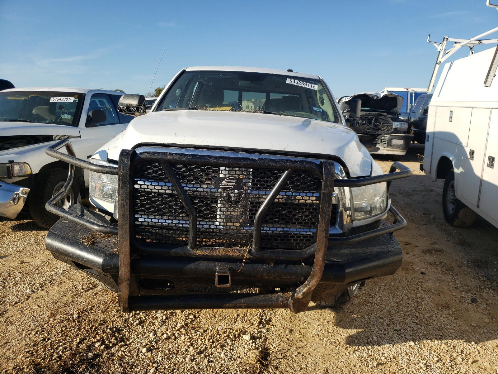 Photo 9 from auction – 2017 RAM 2500 SLT with VIN 3C6UR5DL2HG607279
