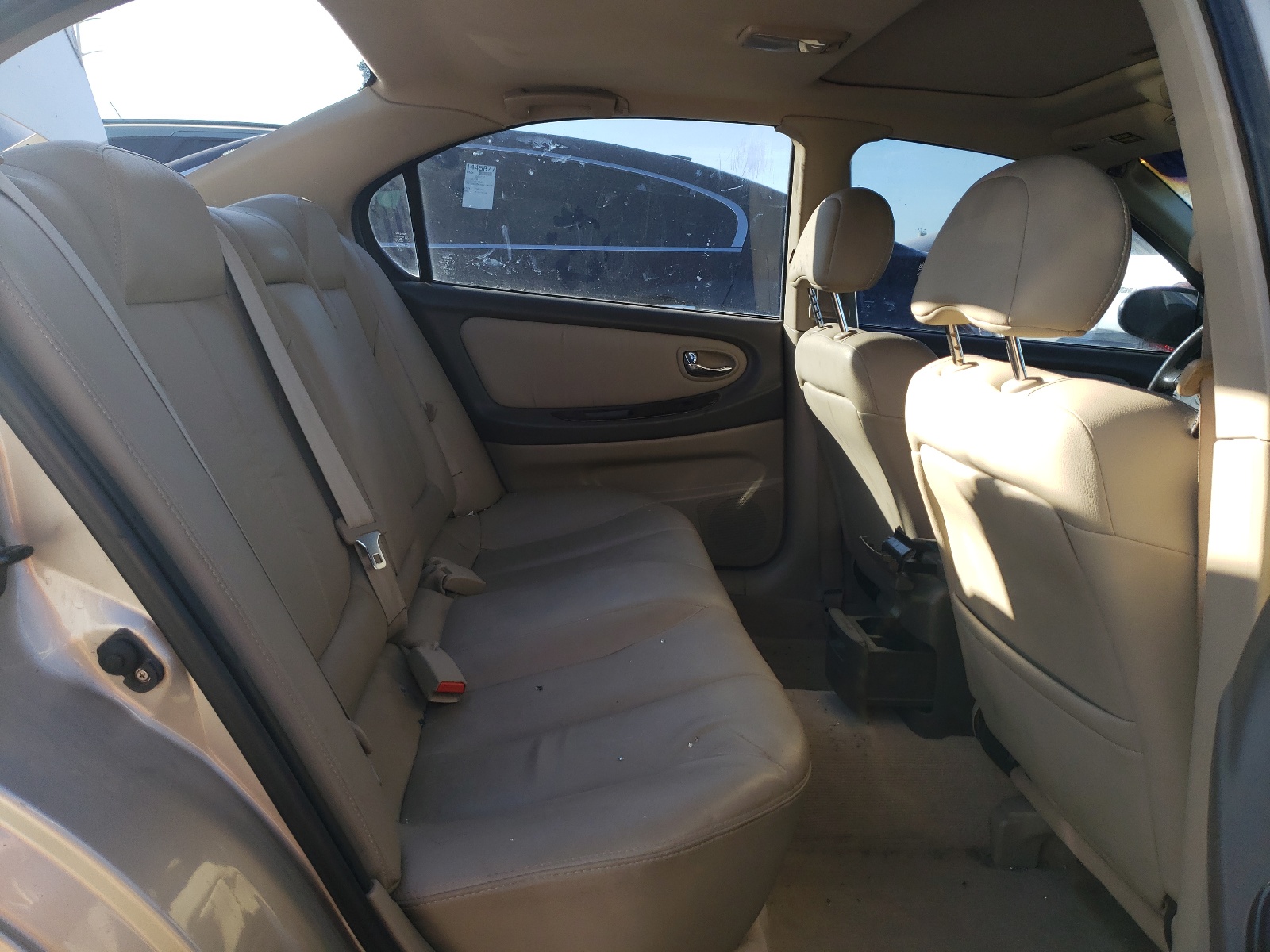 Photo 6 from auction – 2001 NISSAN MAXIMA GXE with VIN JN1CA31D91T810744
