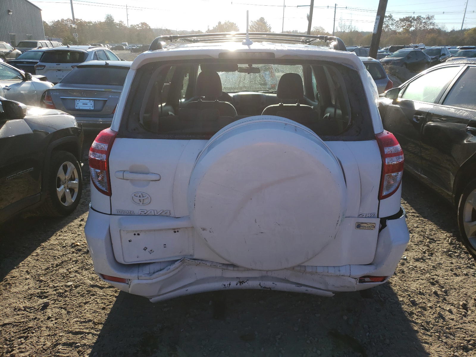 Photo 9 from auction – 2010 TOYOTA RAV4 with VIN 2T3JF4DV3AW075563