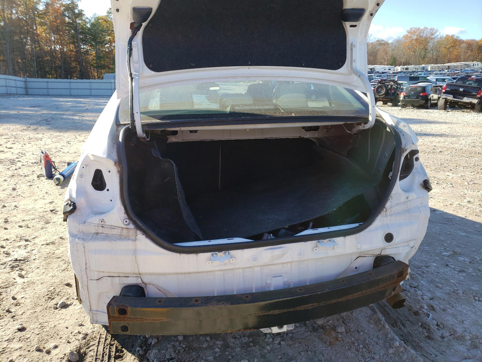 Photo 9 from auction – 2017 TOYOTA COROLLA L with VIN 2T1BURHEXHC814725